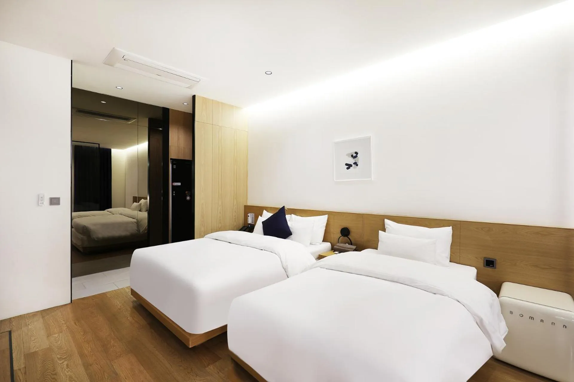 Bed in Pangyo Business & Tourist Hotel KYND