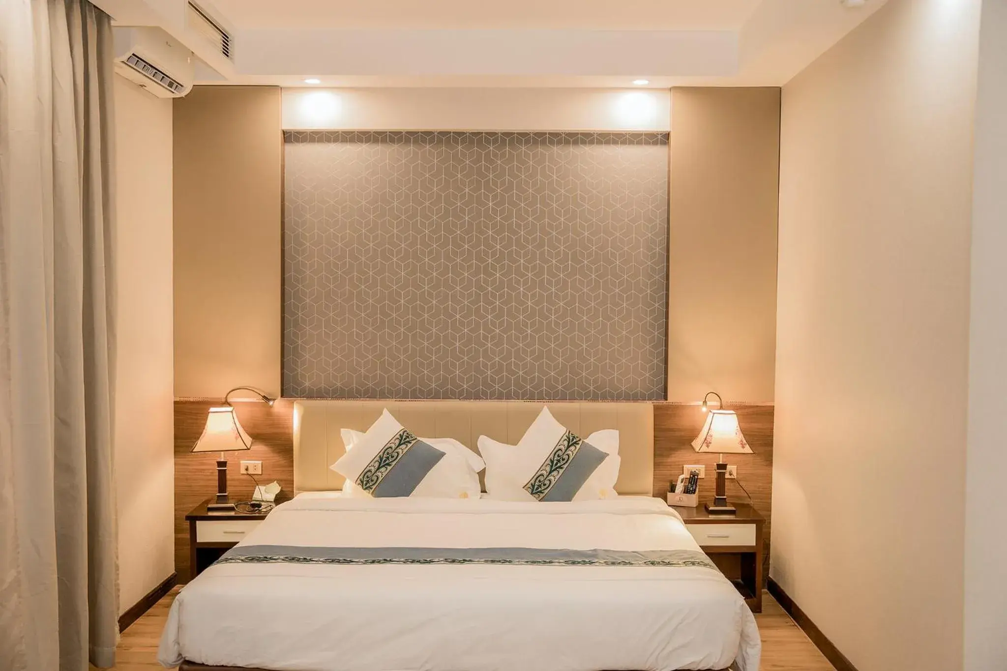 Suite with Balcony in 东都明月酒店Dong Do Minh Nguyet Suite with Balcony in 东都明月酒店Dong Do Minh Nguyet