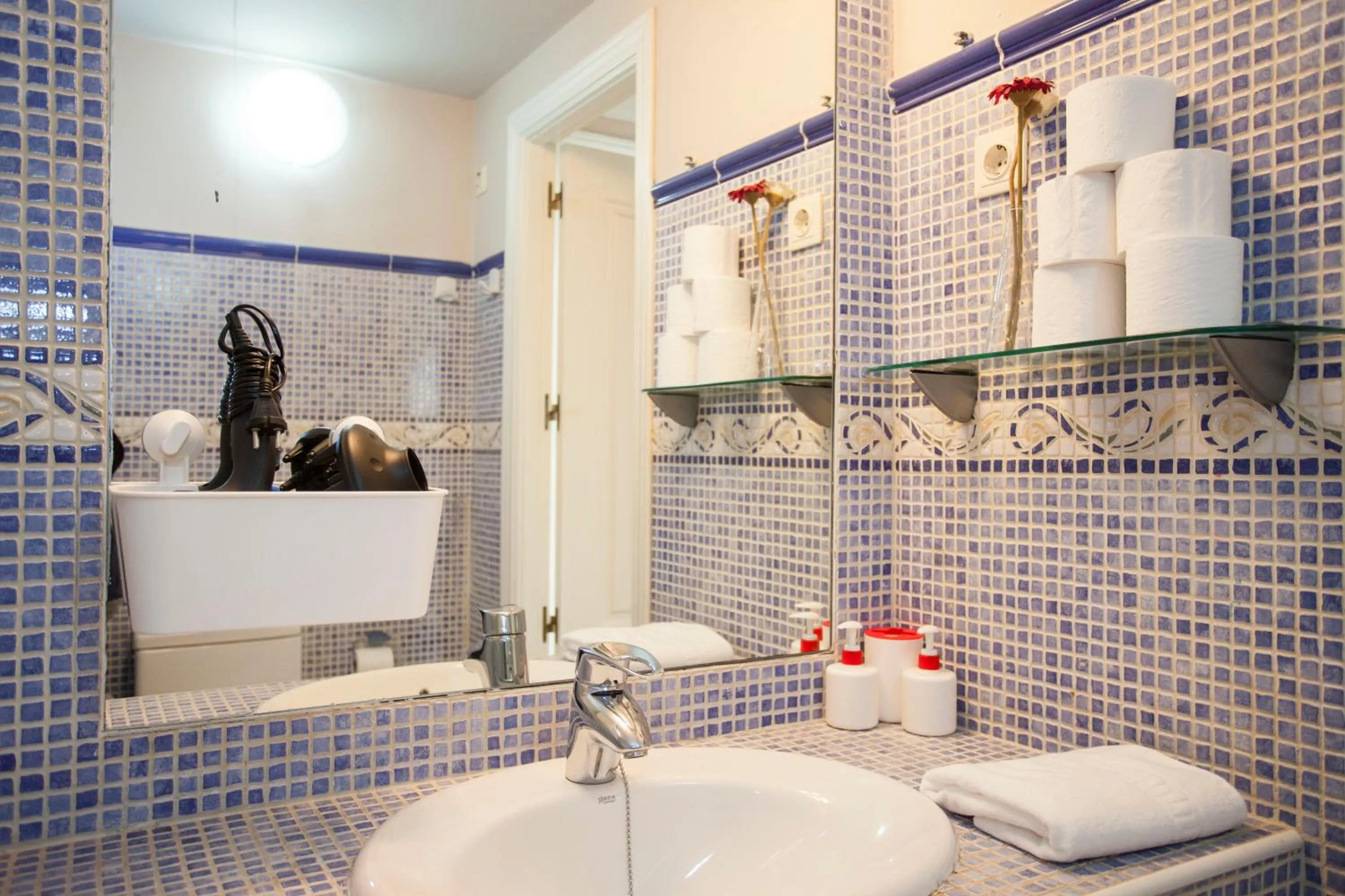 Bathroom in Fuencarral Apartments