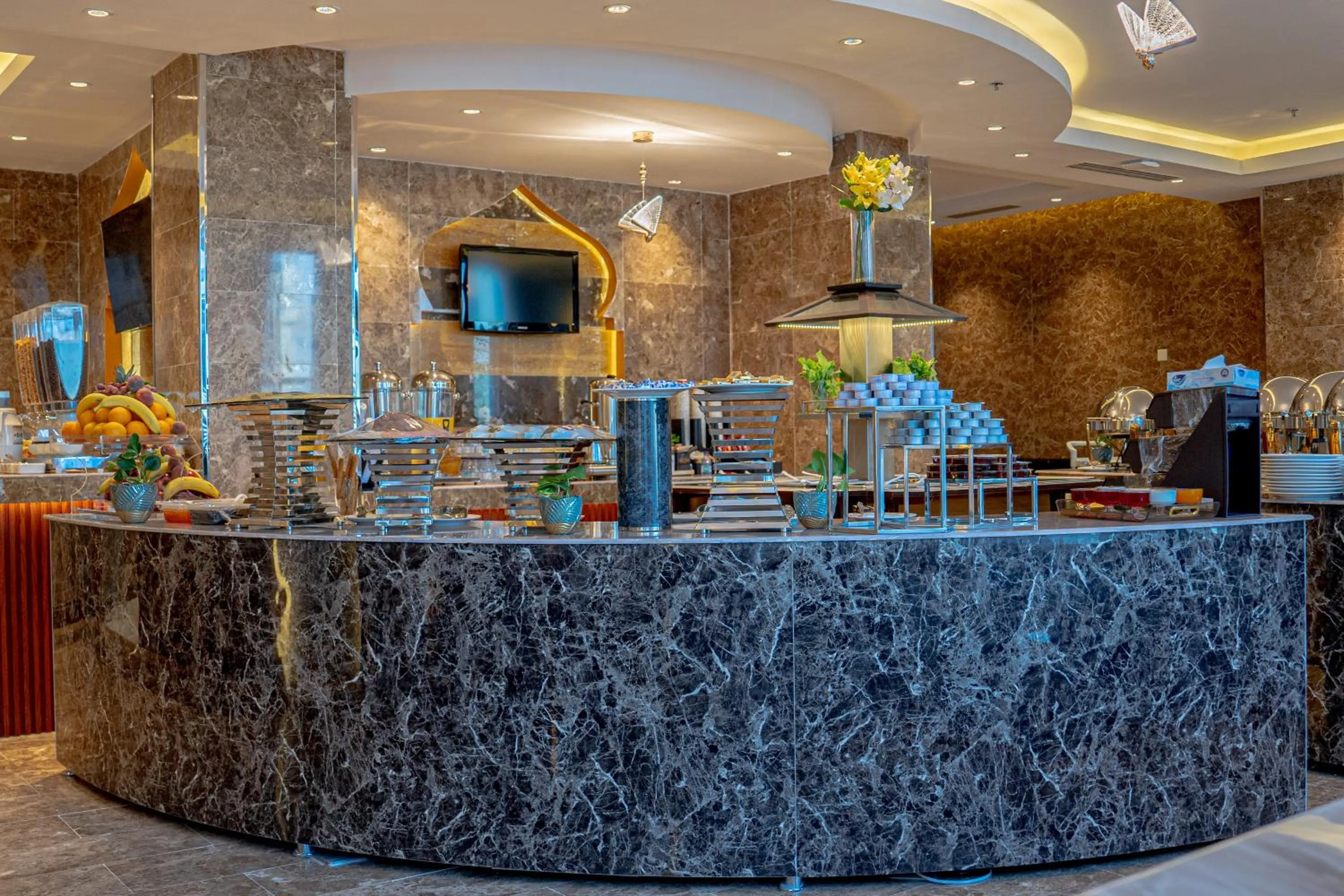 Restaurant/places to eat in Golden Dune Residential Unit - Almalaz