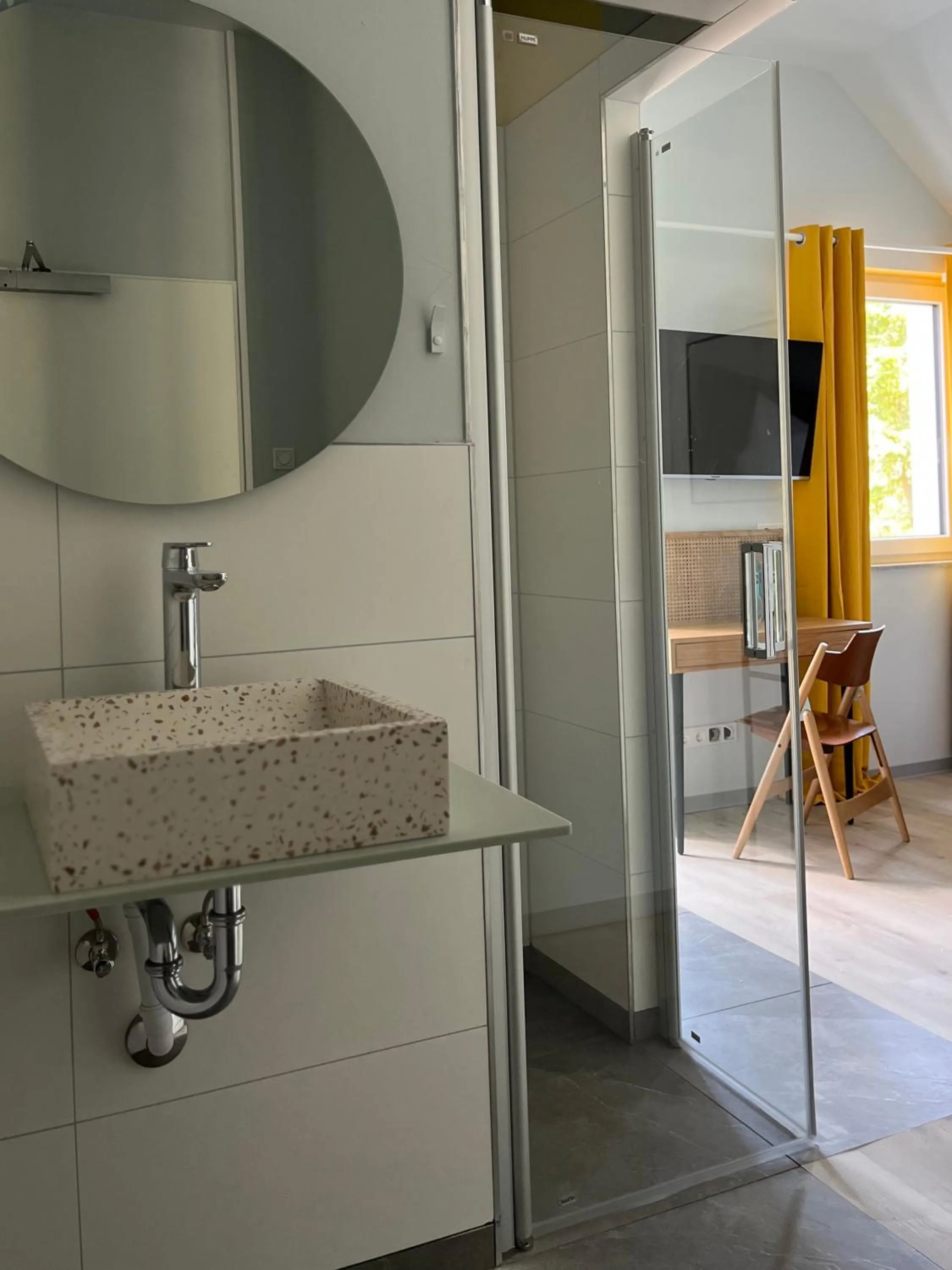 Bathroom in Stuckhotel Fettehenne