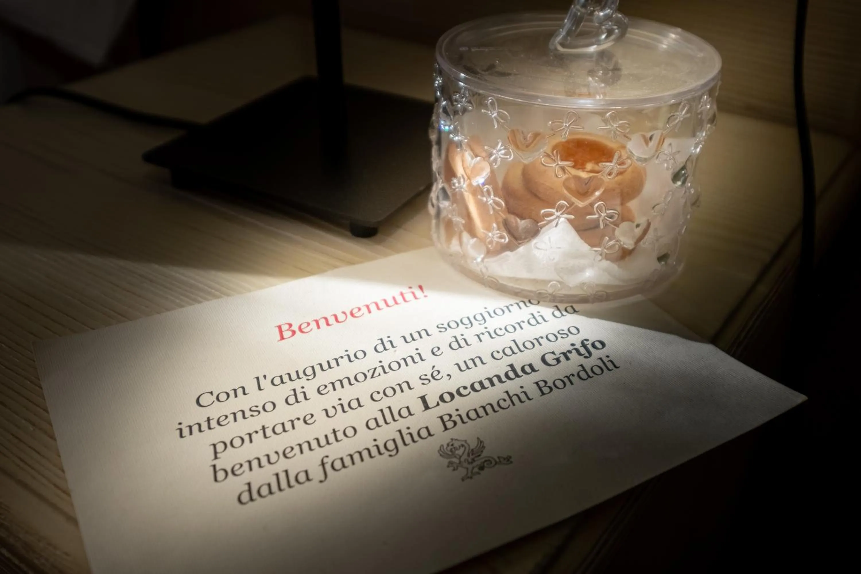 Decorative detail in Il Grifo