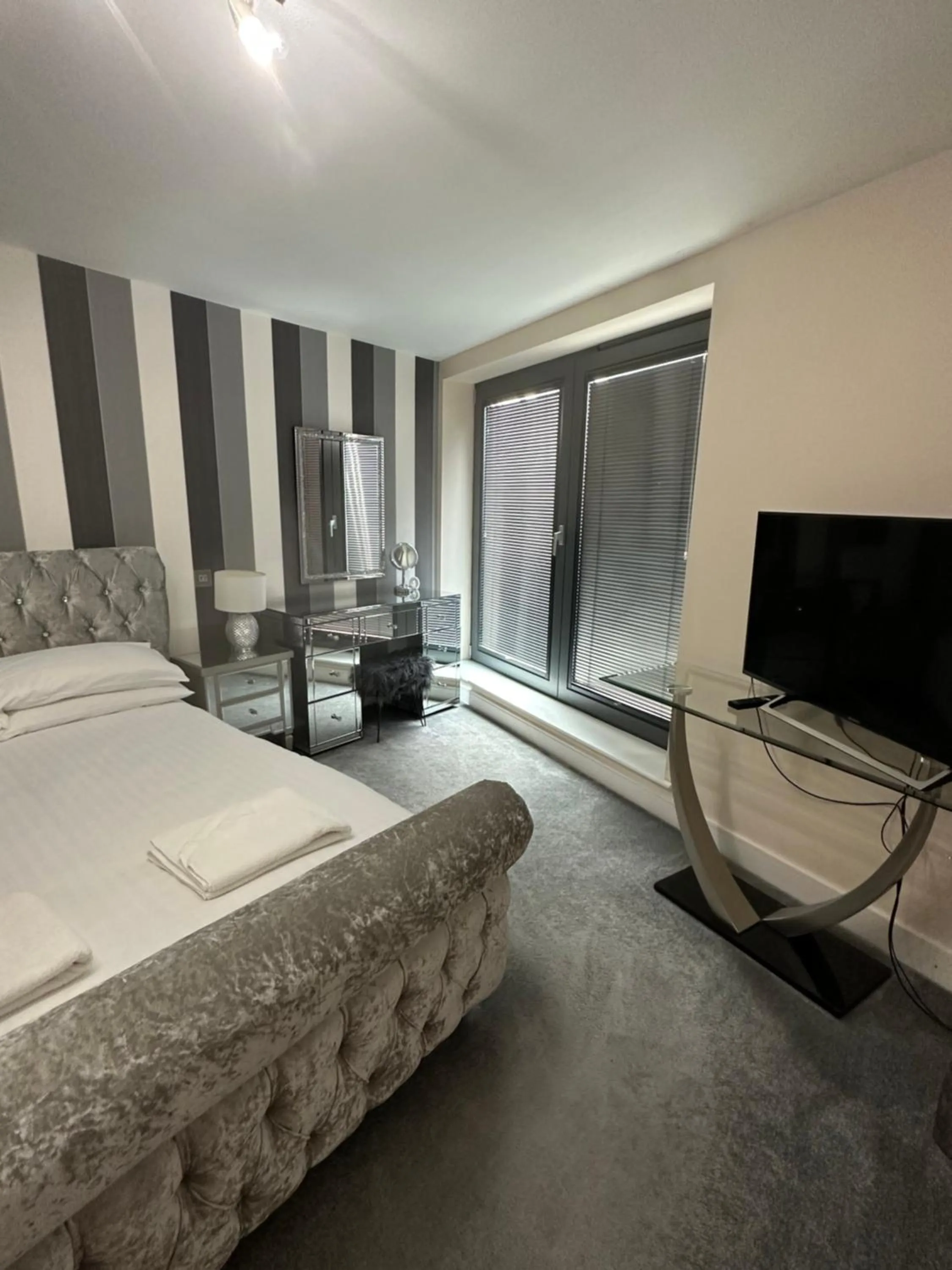 Bed in Bond Street Luxury Apartment Central Chelmsford