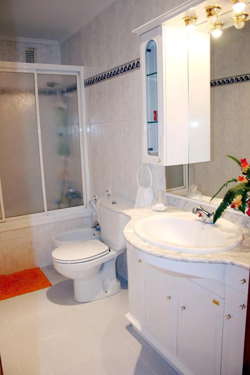 Bathroom in Pension Logroño