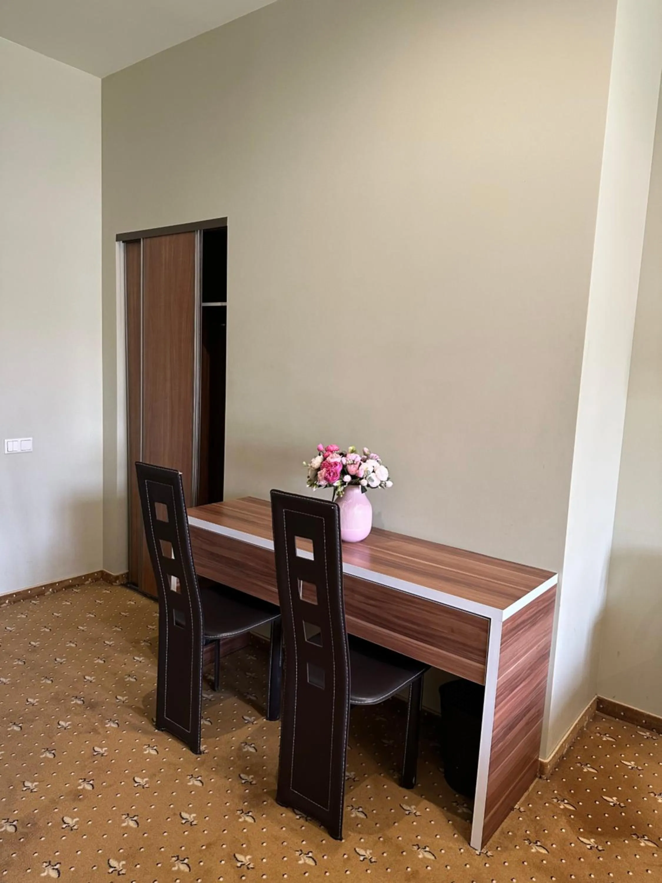 wardrobe in Riga Unimars Hotel