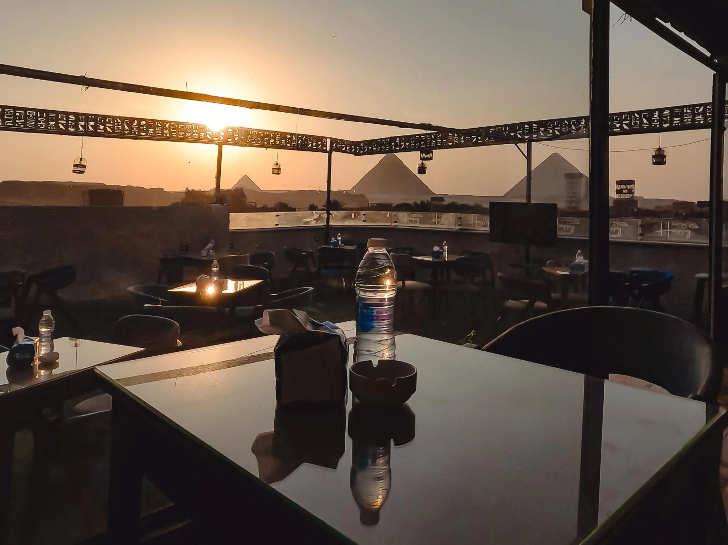 Restaurant/places to eat in Happy View Inn