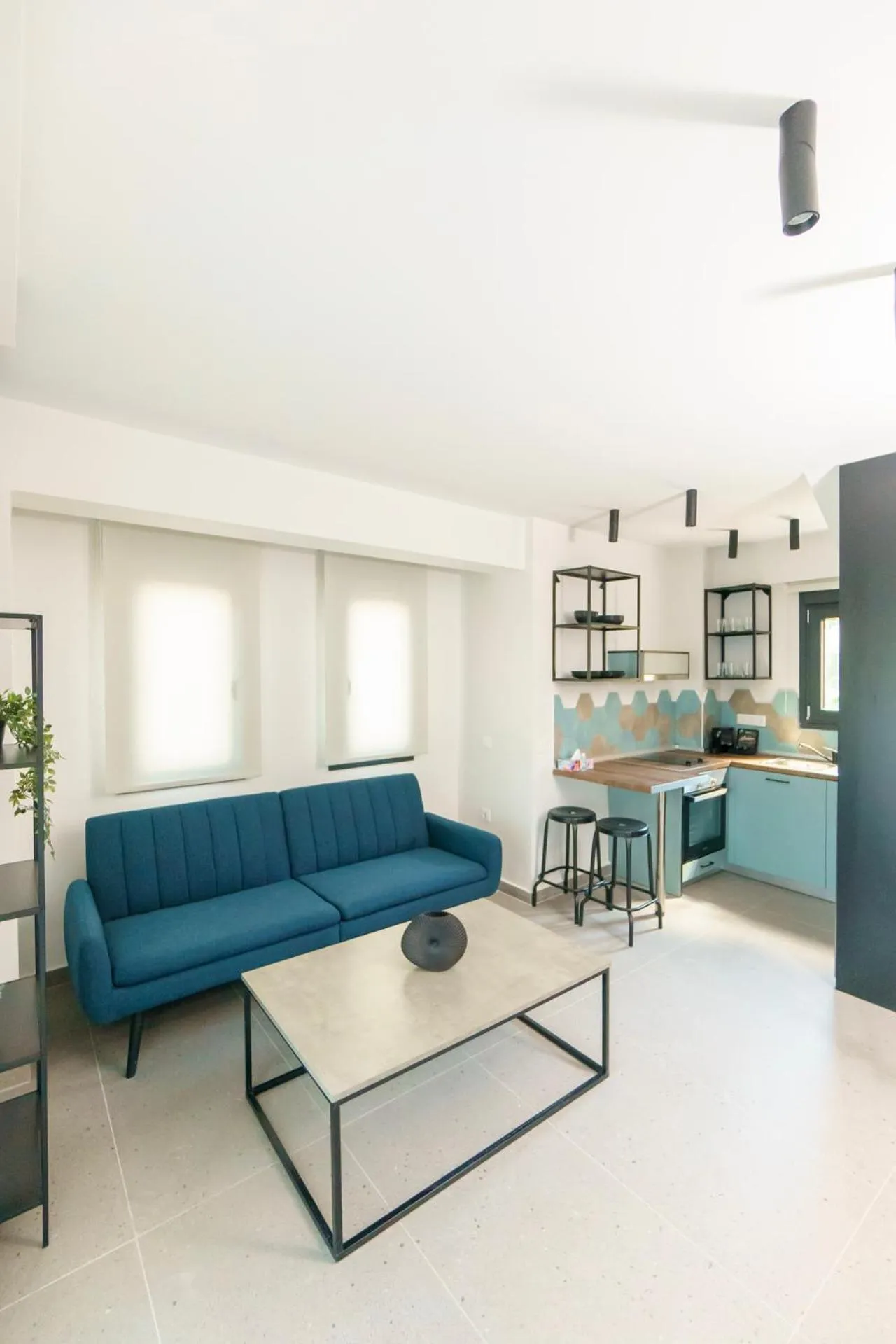 Kitchen or kitchenette in Lighthouse Apartments