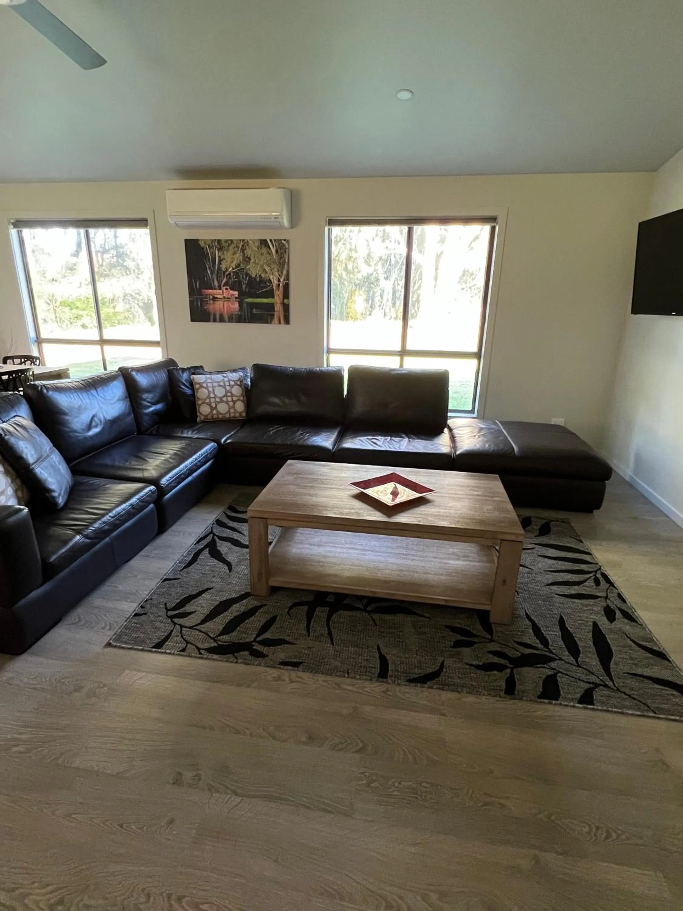 Greenways Holiday Units