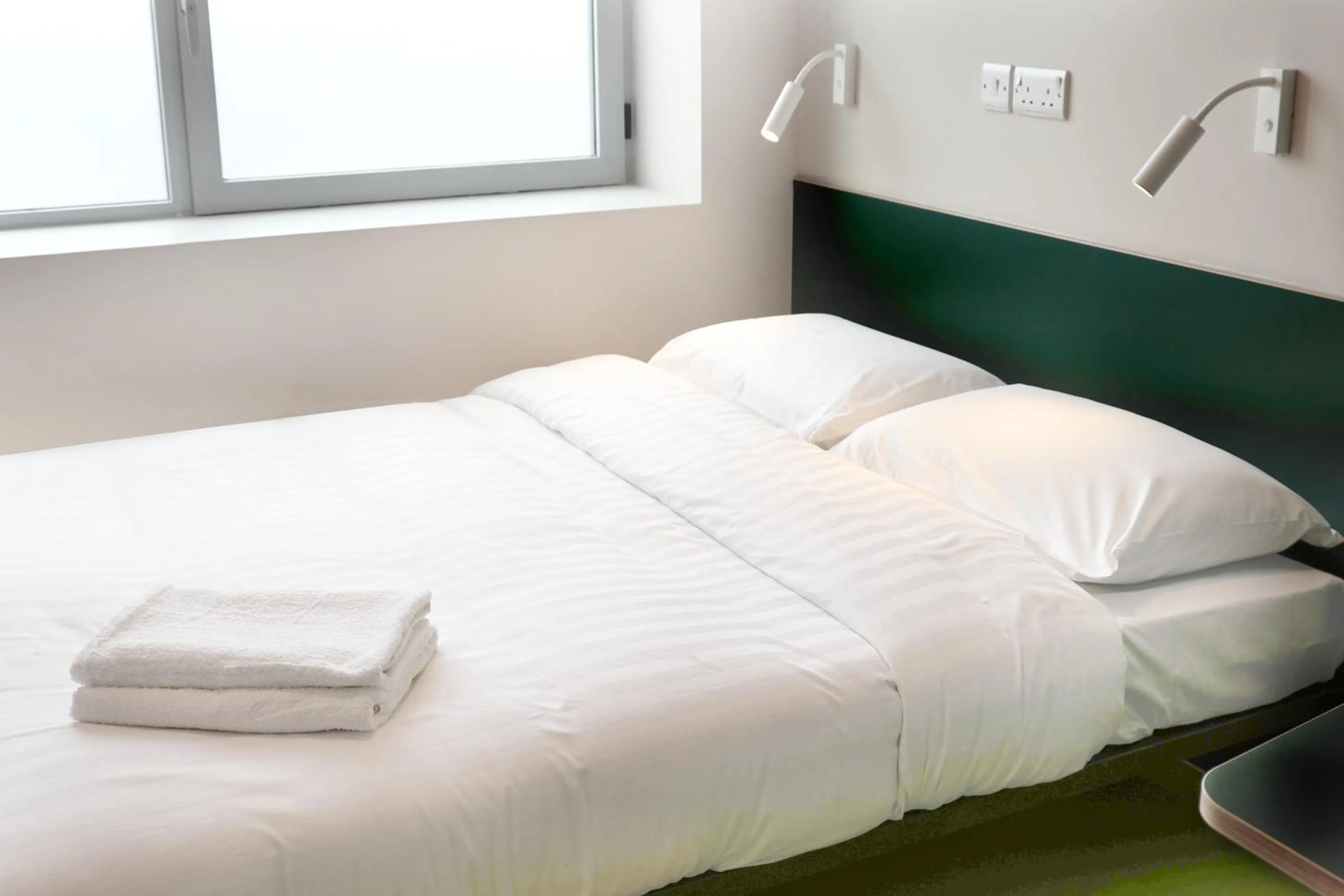 Bedroom, Bed in Clink i Lár