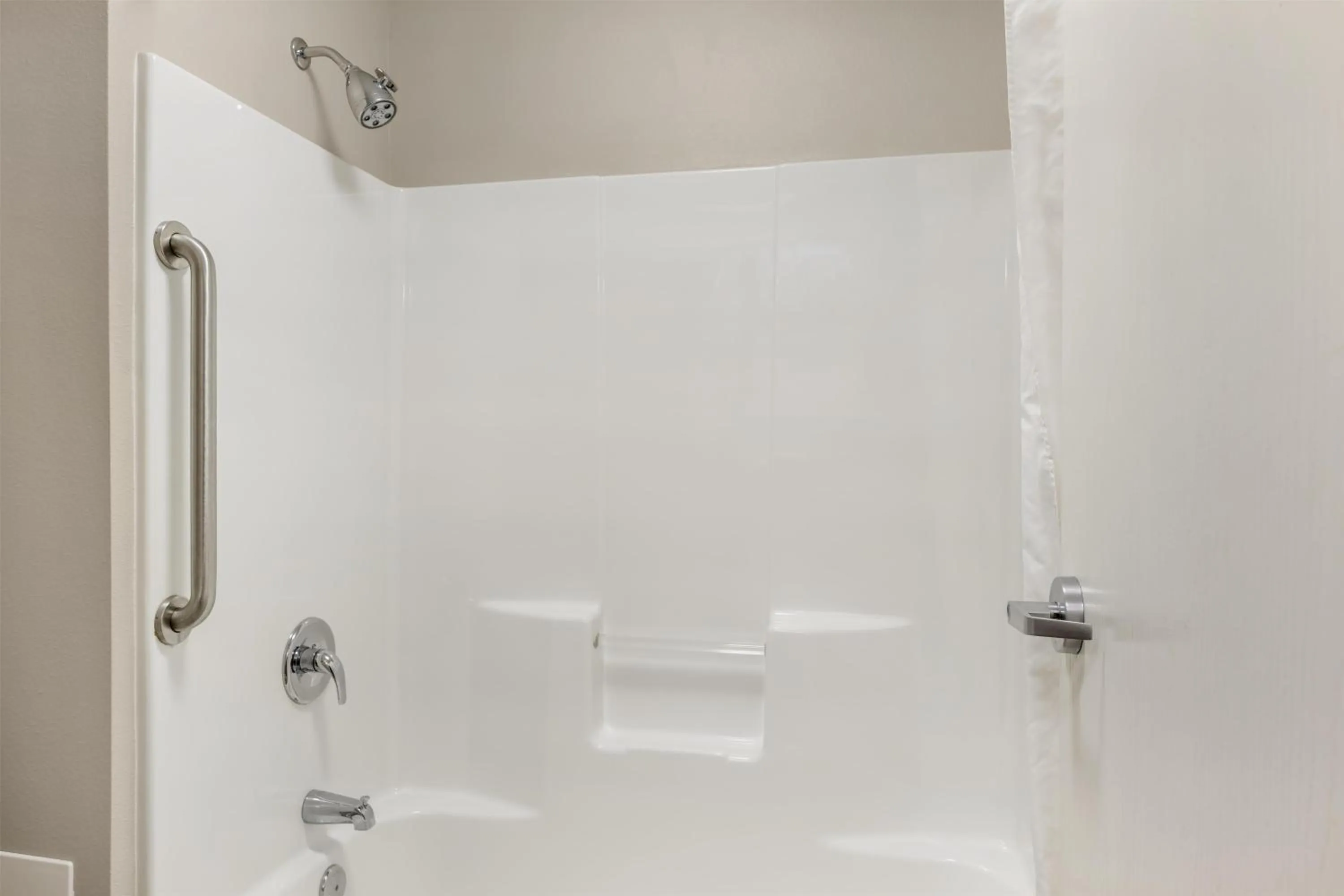 Bathroom in Best Western North Bryant Inn