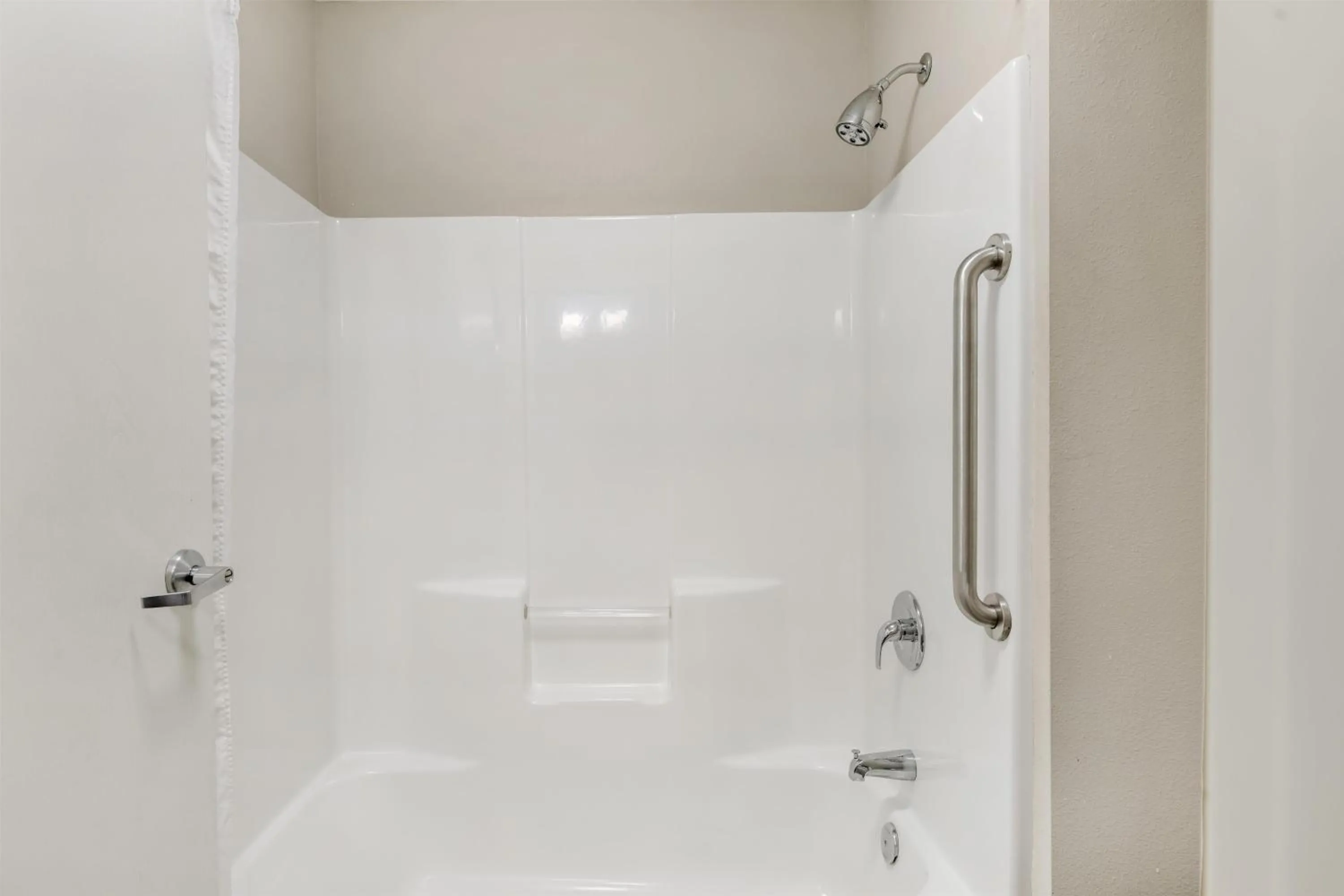 Bathroom in Best Western North Bryant Inn