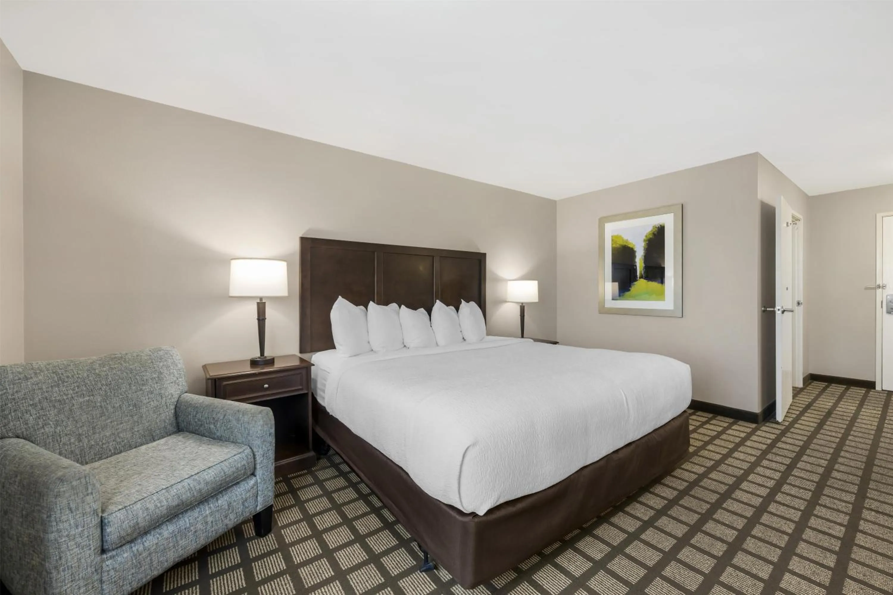 Bedroom, Bed in Best Western North Bryant Inn