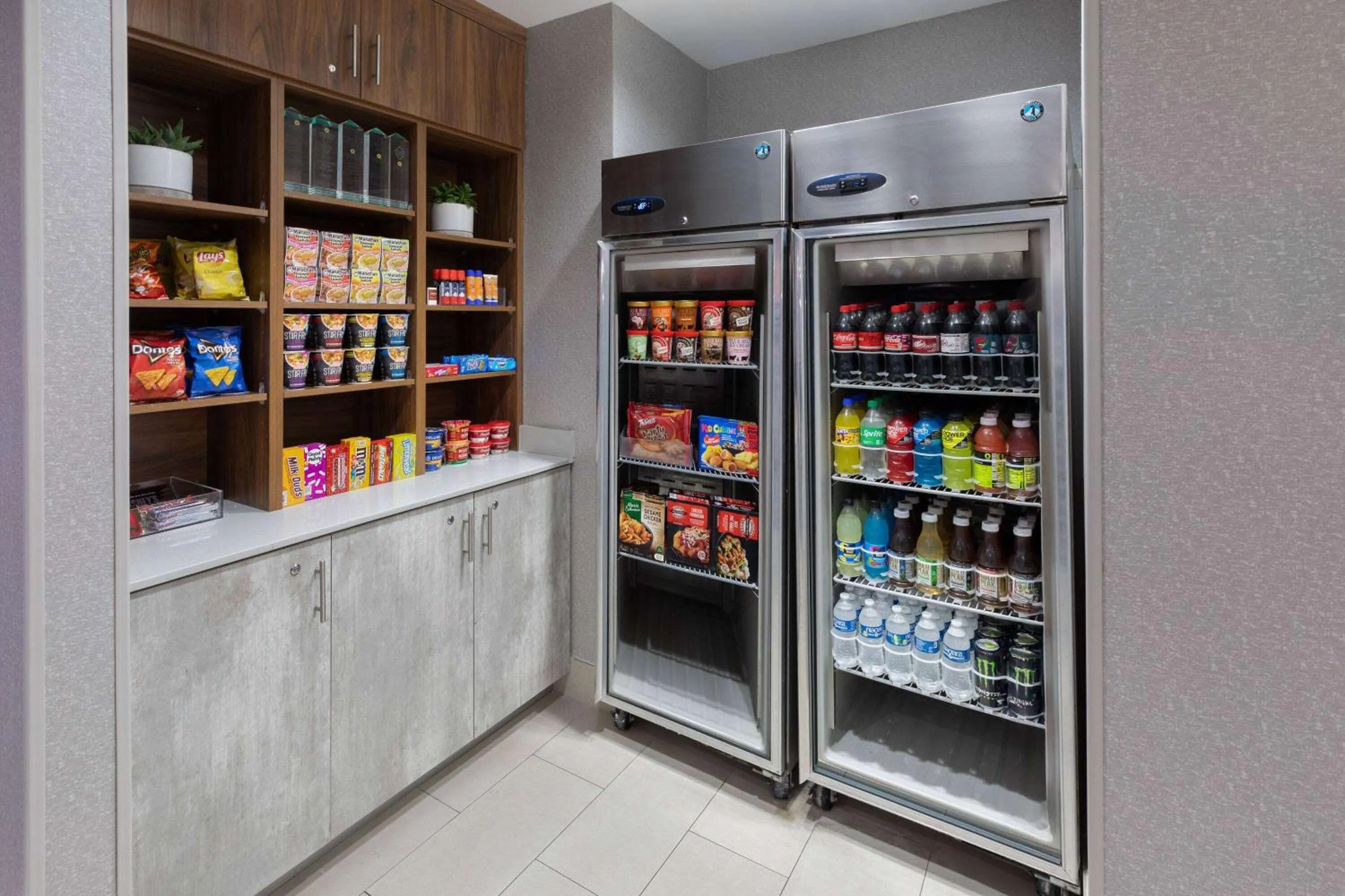 Food and drinks in La Quinta by Wyndham Rockport - Fulton