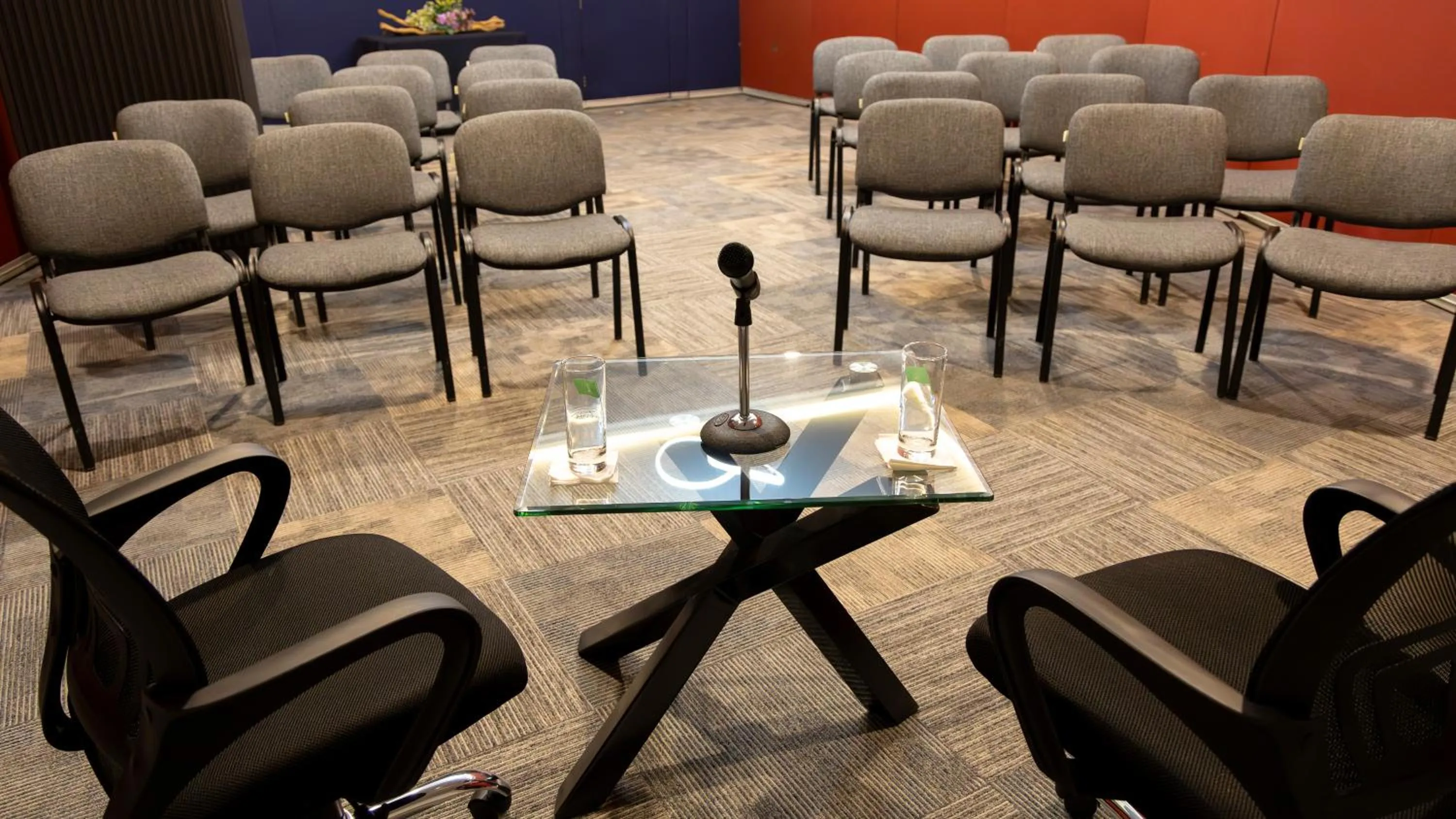 Banquet/Function facilities in Hotel Abastos Plaza