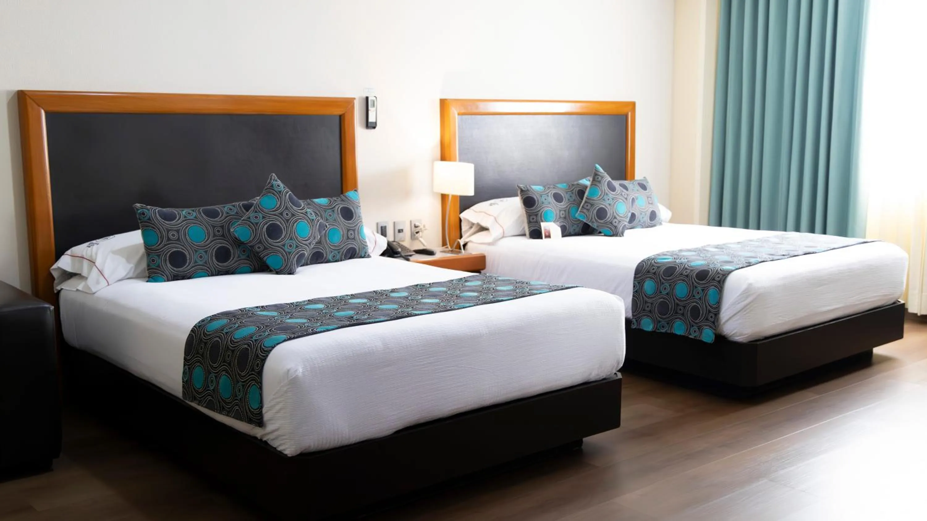 Photo of the whole room, Bed in Hotel Abastos Plaza