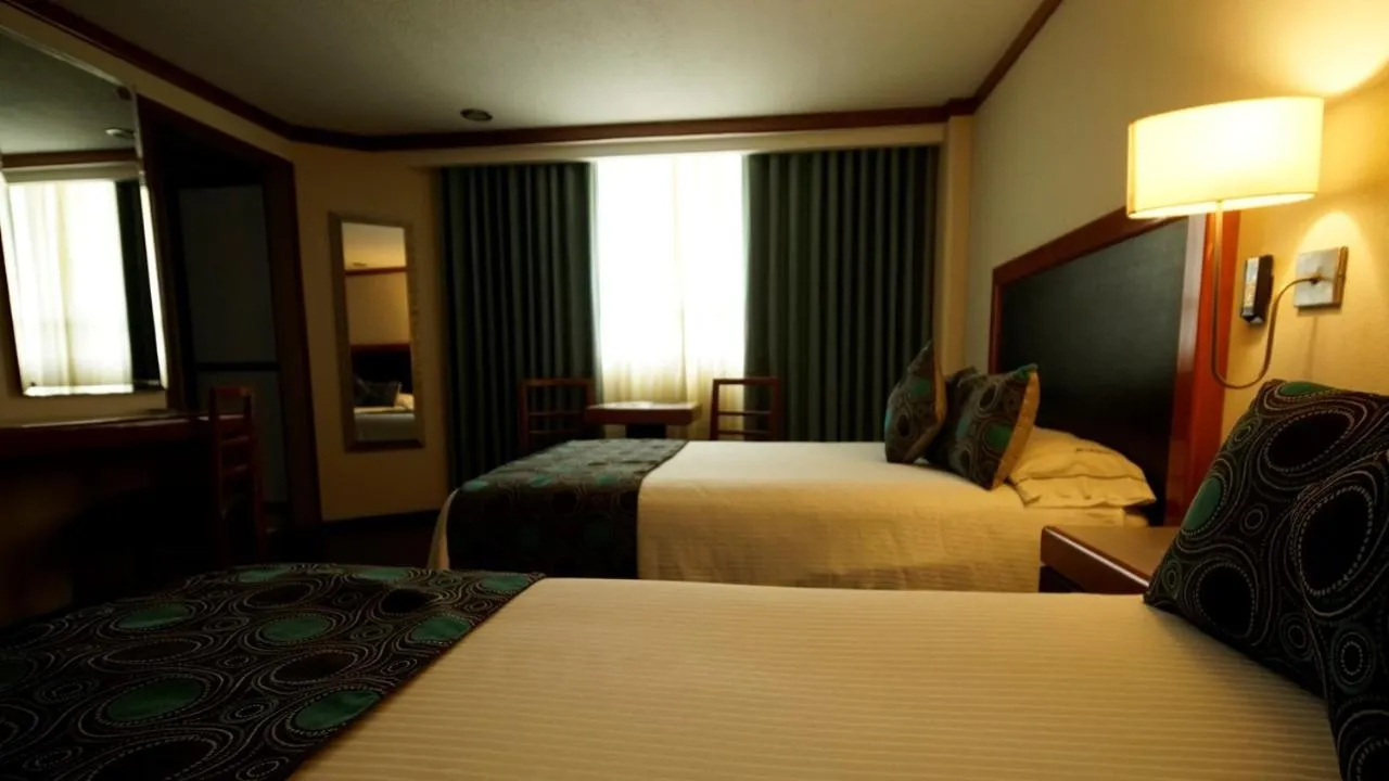 Suite in Hotel Abastos Plaza