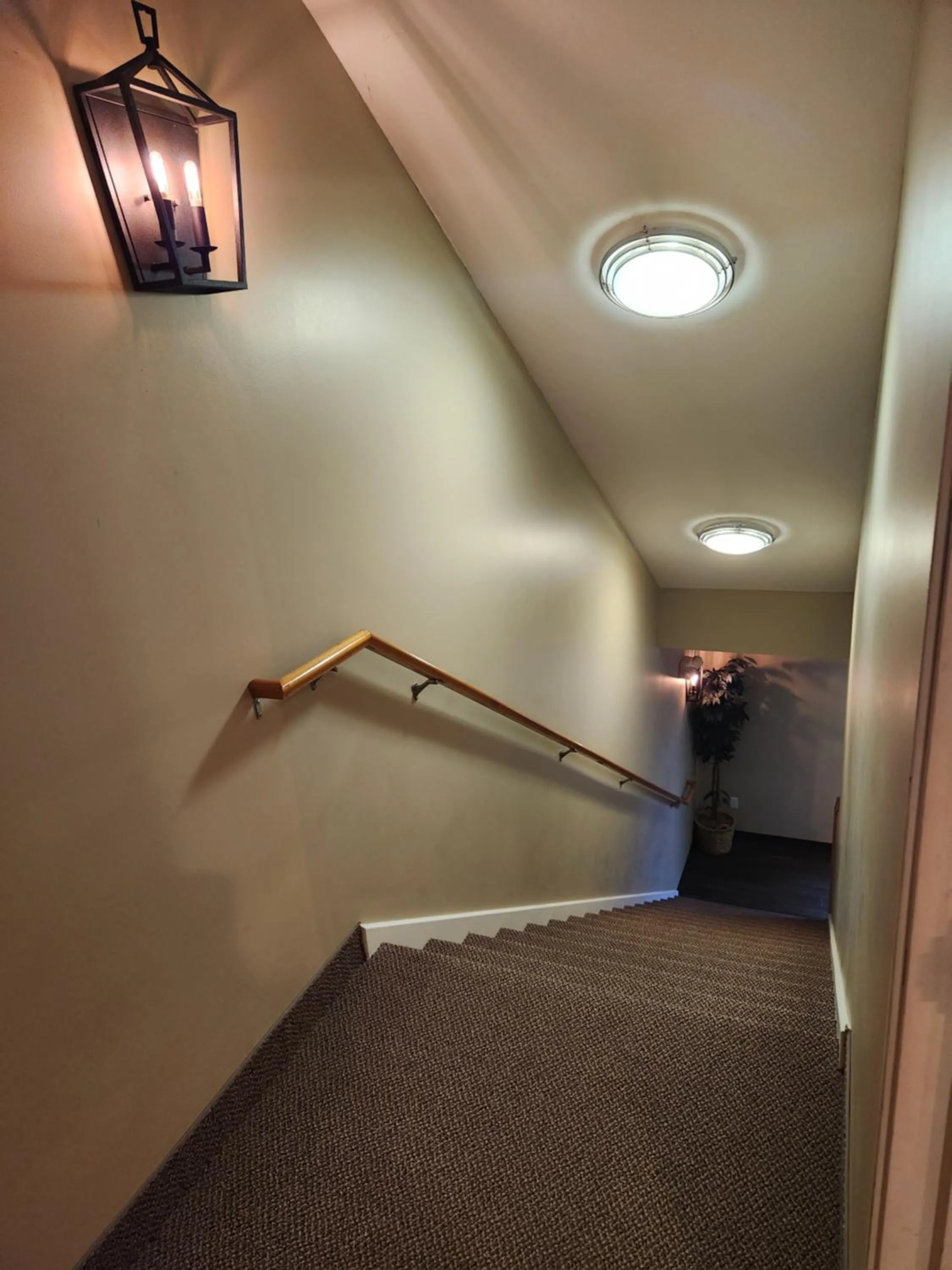 Property building in Weathervane Inn