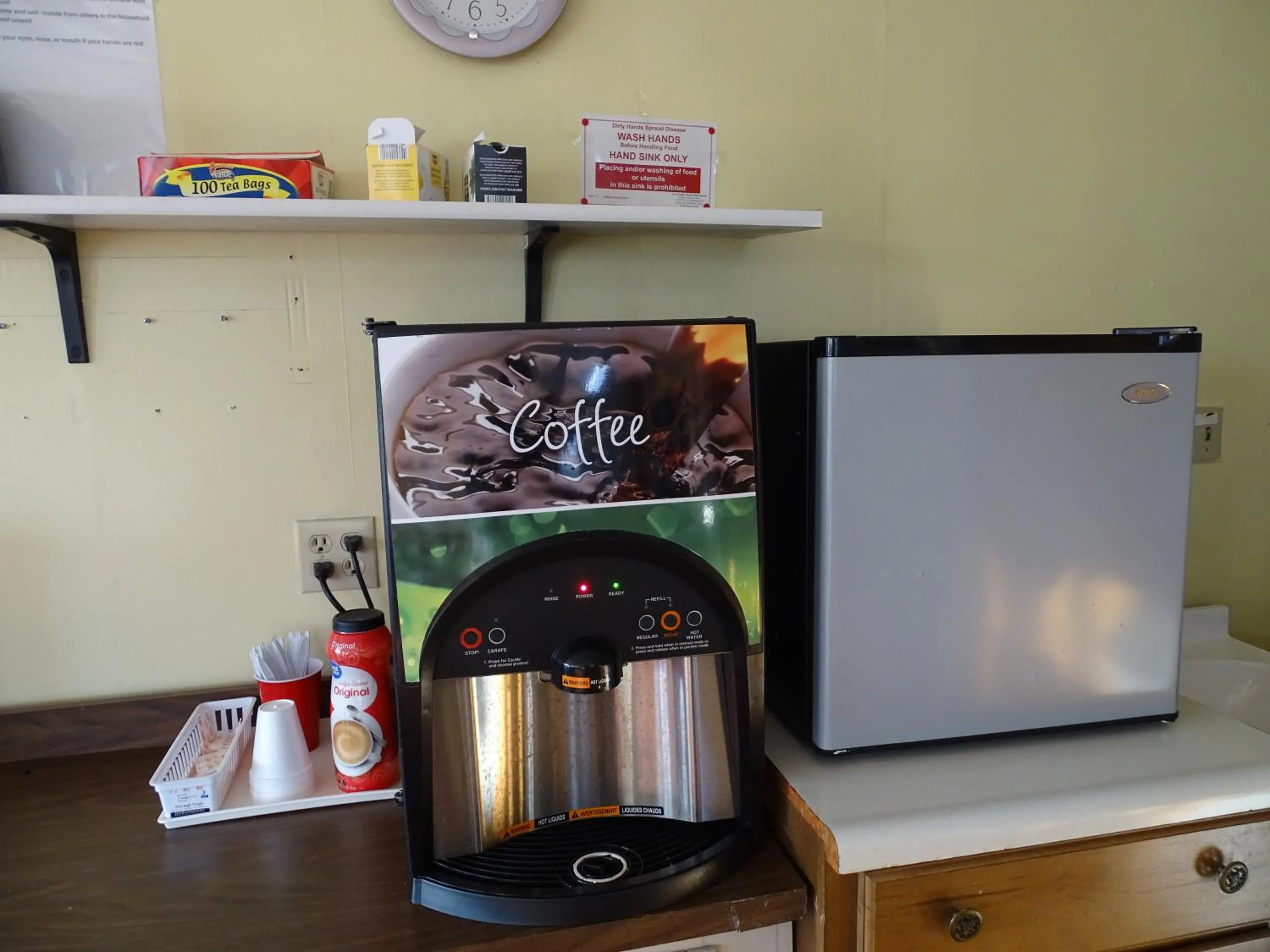 Coffee/tea facilities in Rivers Inn