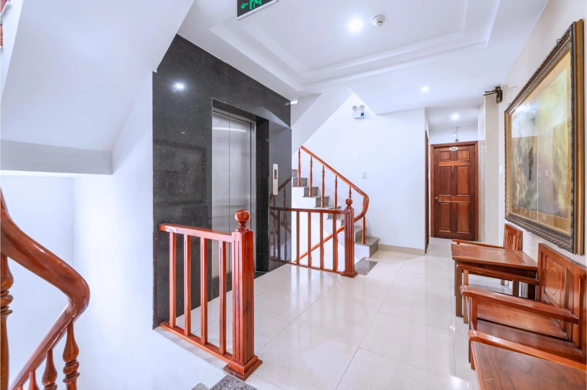 Shower in Dubai Hotel