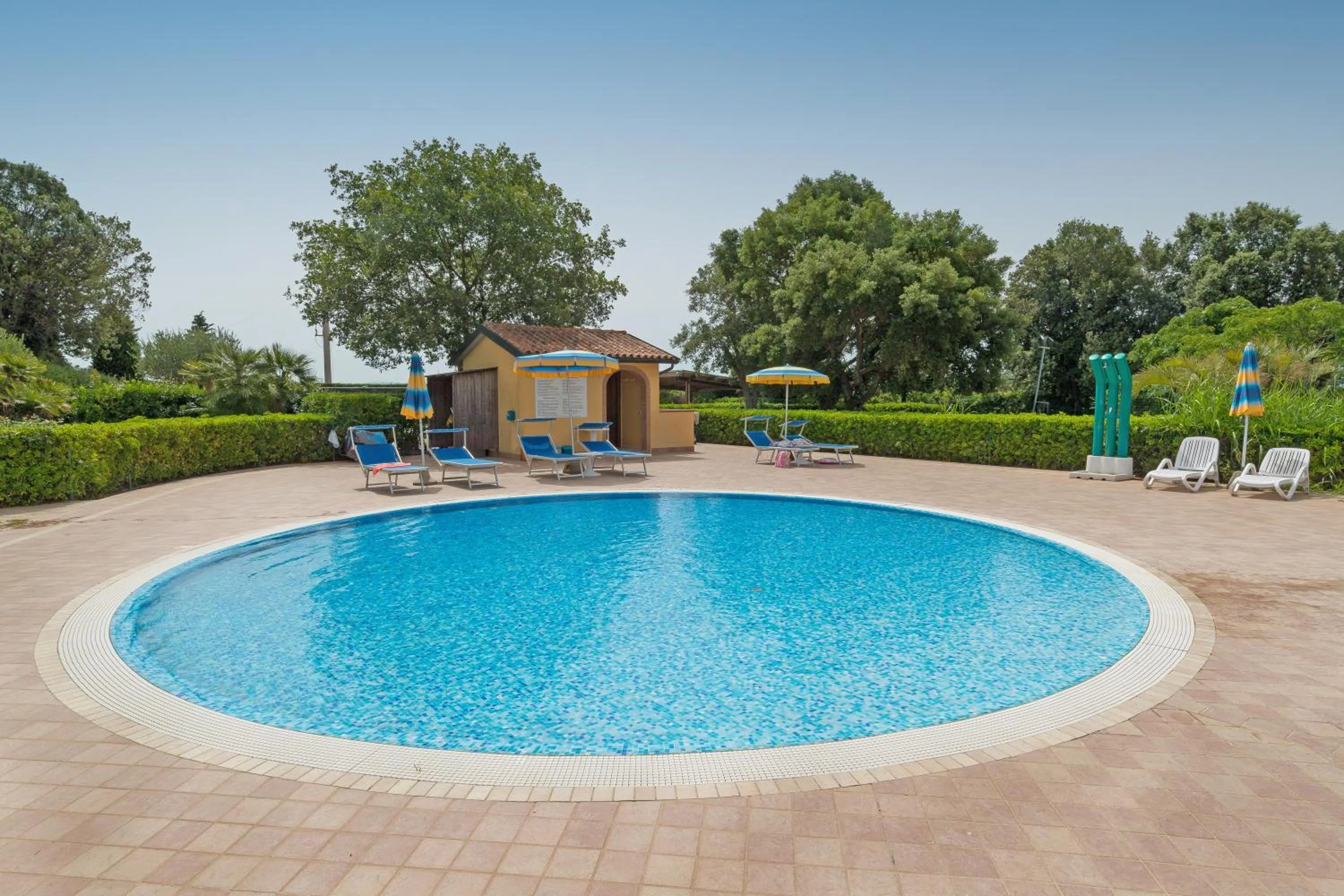 Property building in Il Girasole - Rovo