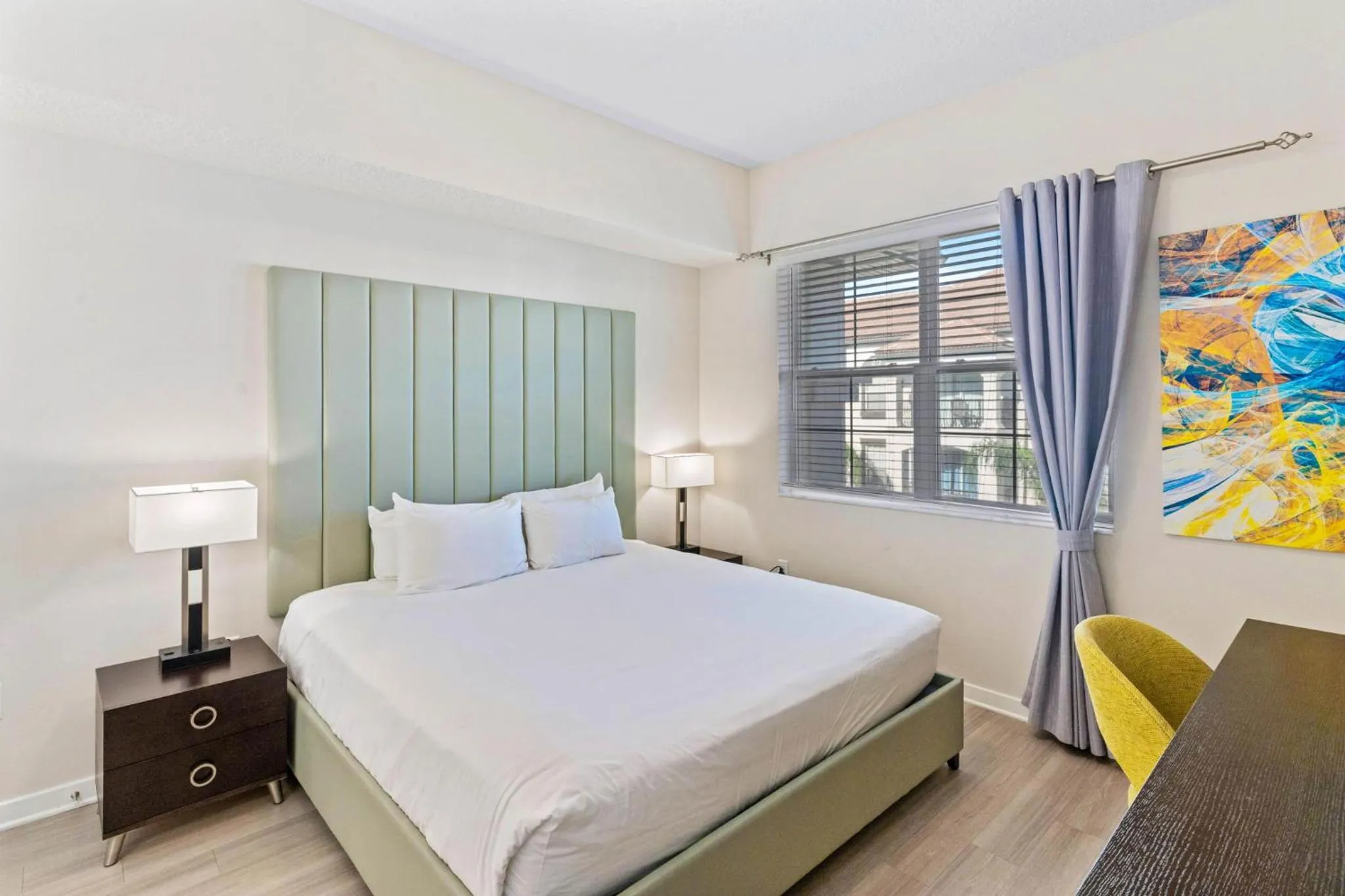 Bed in 4012 Breakview Drive 410