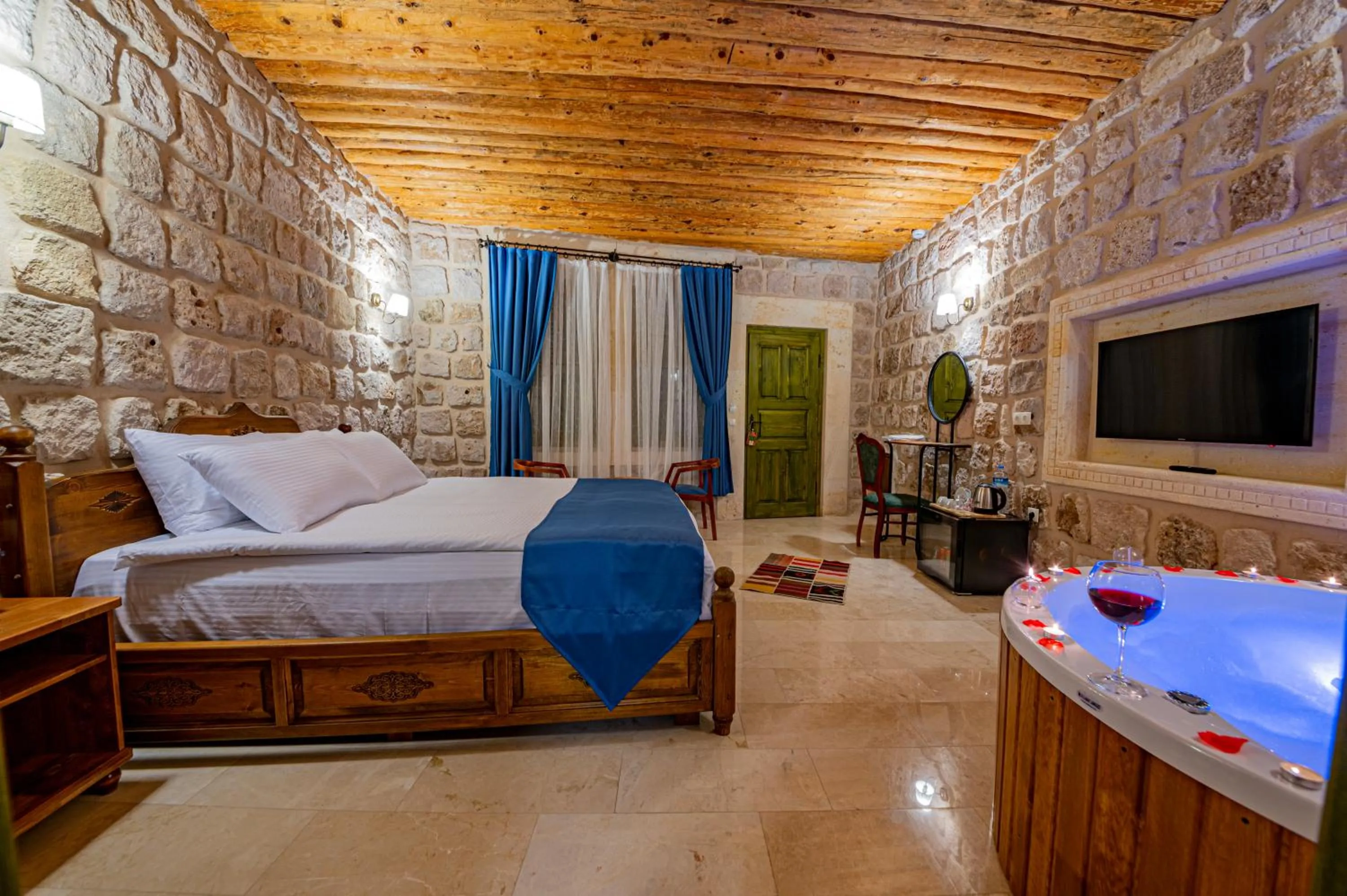 Bed in Janus Cappadocia
