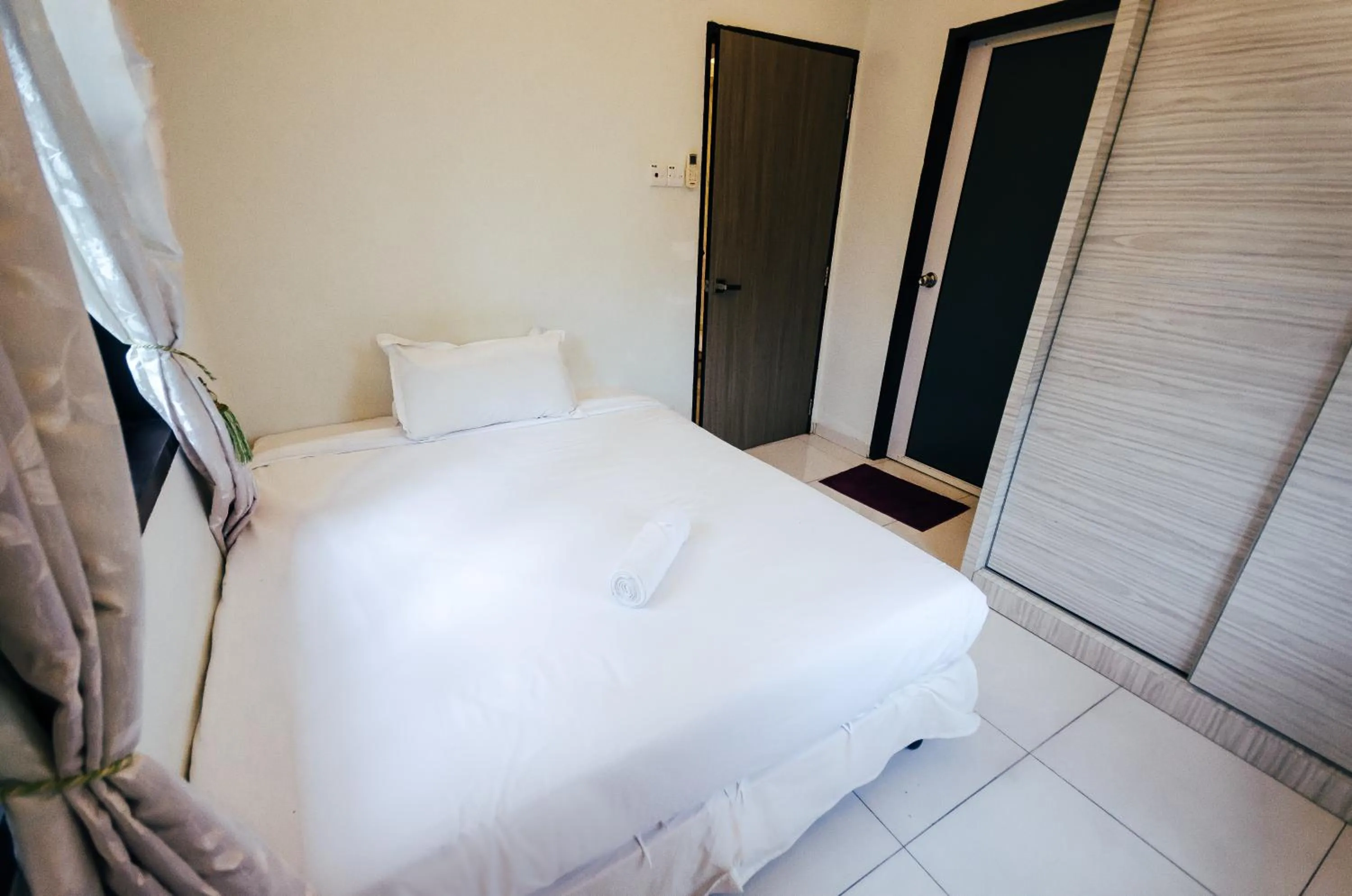 Bedroom, Bed in Kertih Damansara Inn