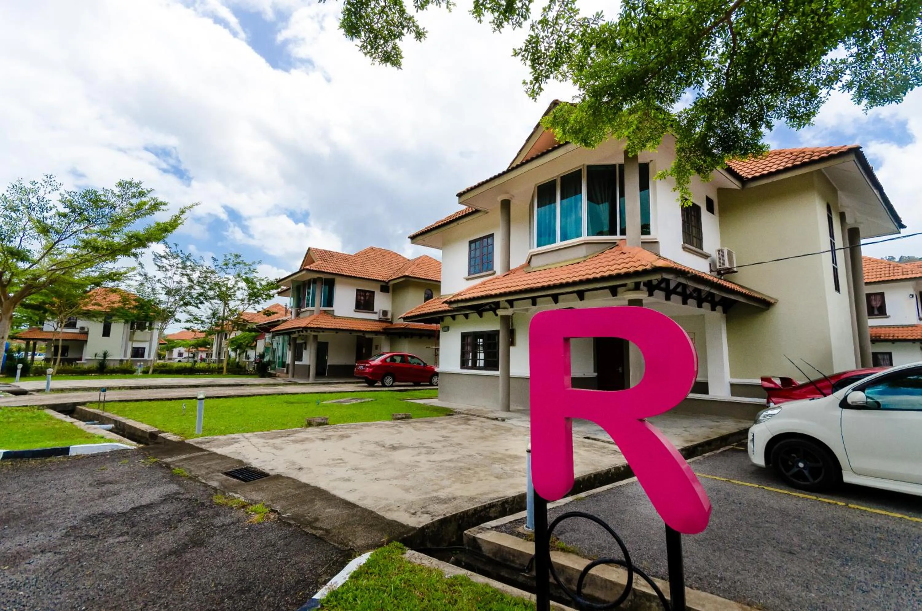 Property building in Kertih Damansara Inn