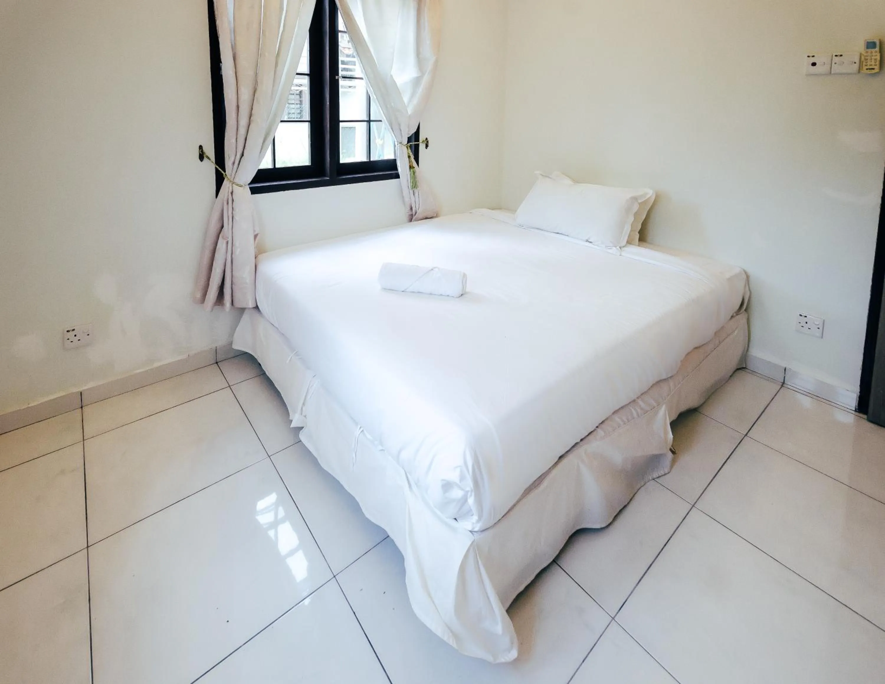 Bedroom, Bed in Kertih Damansara Inn