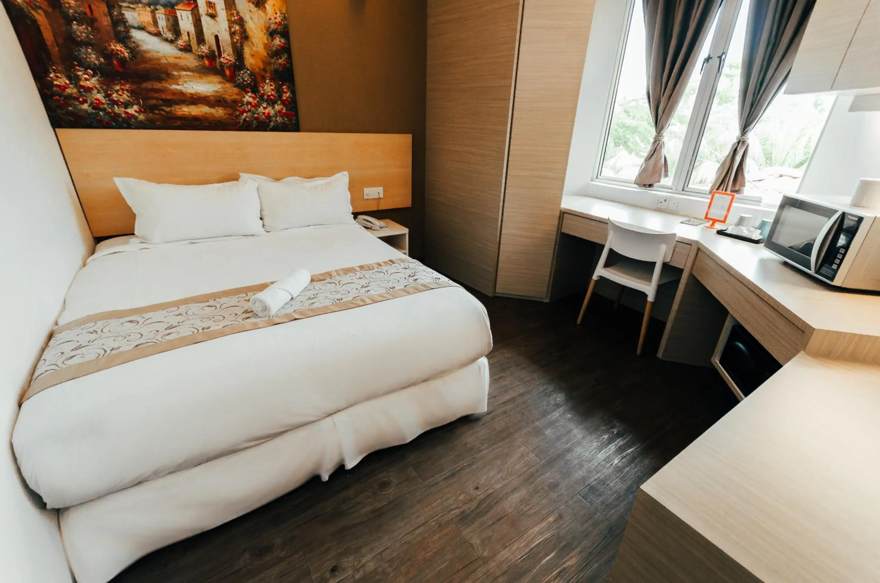 Photo of the whole room, Bed in Kertih Damansara Inn