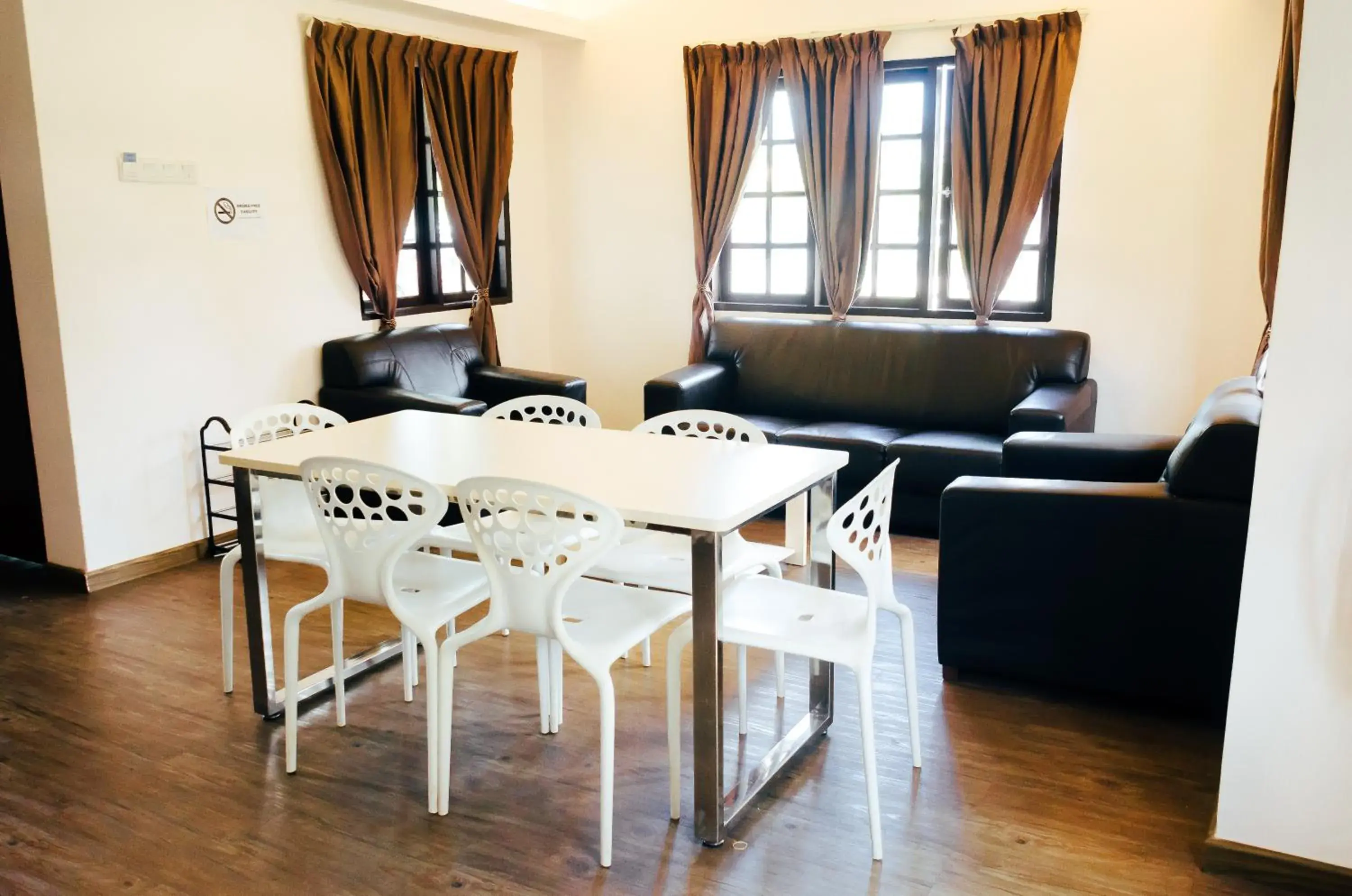 Deluxe Triple with Private Bathroom in Kertih Damansara Inn Deluxe Triple with Private Bathroom in Kertih Damansara Inn