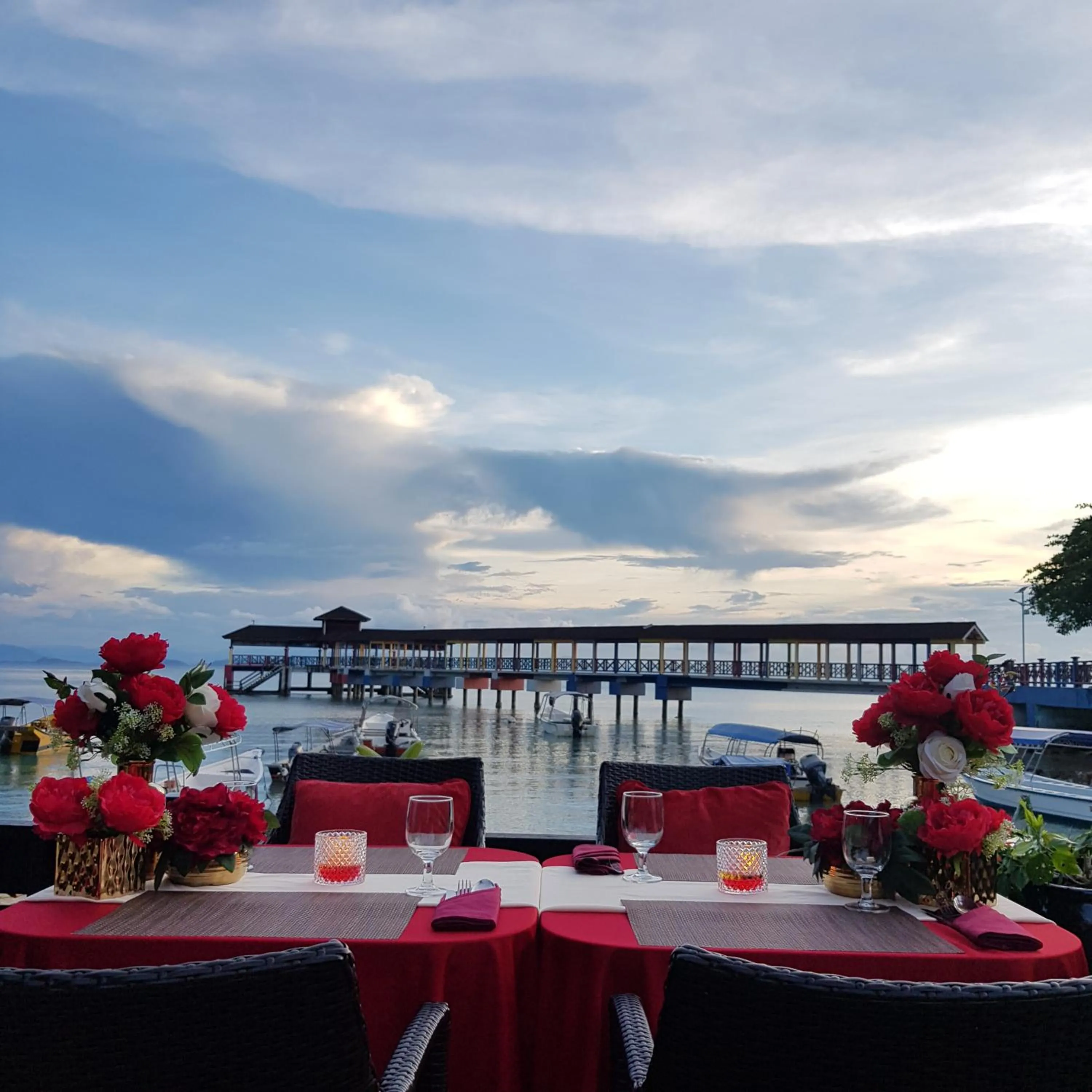 Restaurant/places to eat in Ombak Dive Resort Perhentian Island