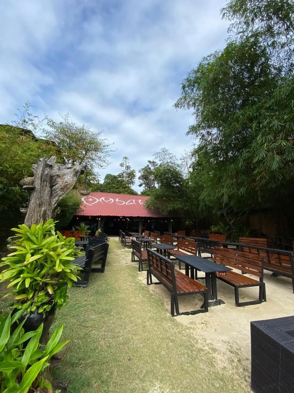 Restaurant/places to eat in Ombak Dive Resort Perhentian Island