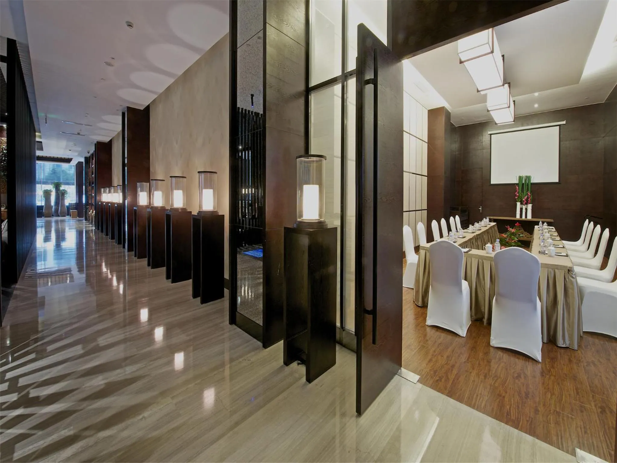 Facade/entrance in SSAW Boutique Hotel Shanghai Hongkou