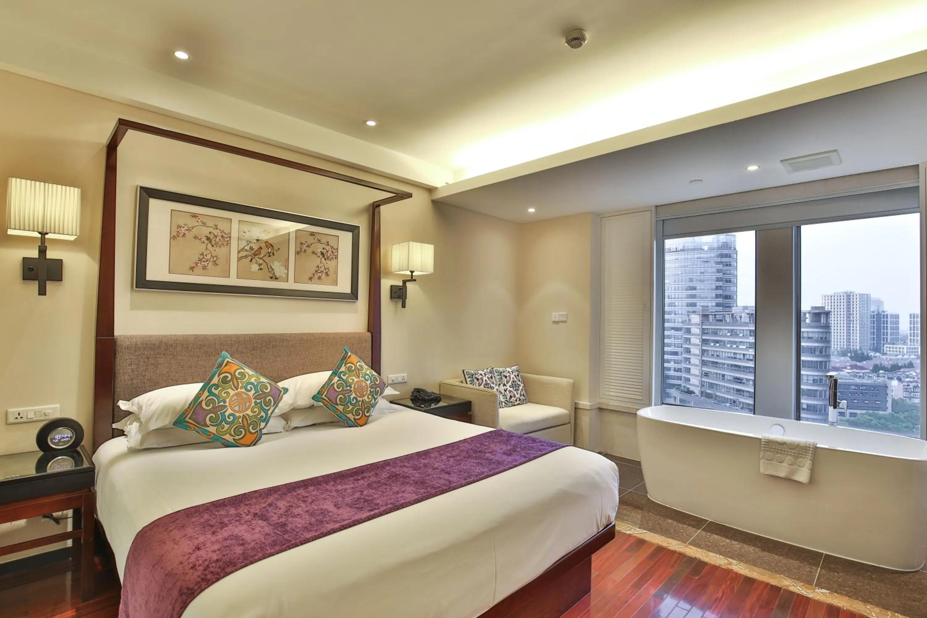 Bed in SSAW Boutique Hotel Shanghai Hongkou