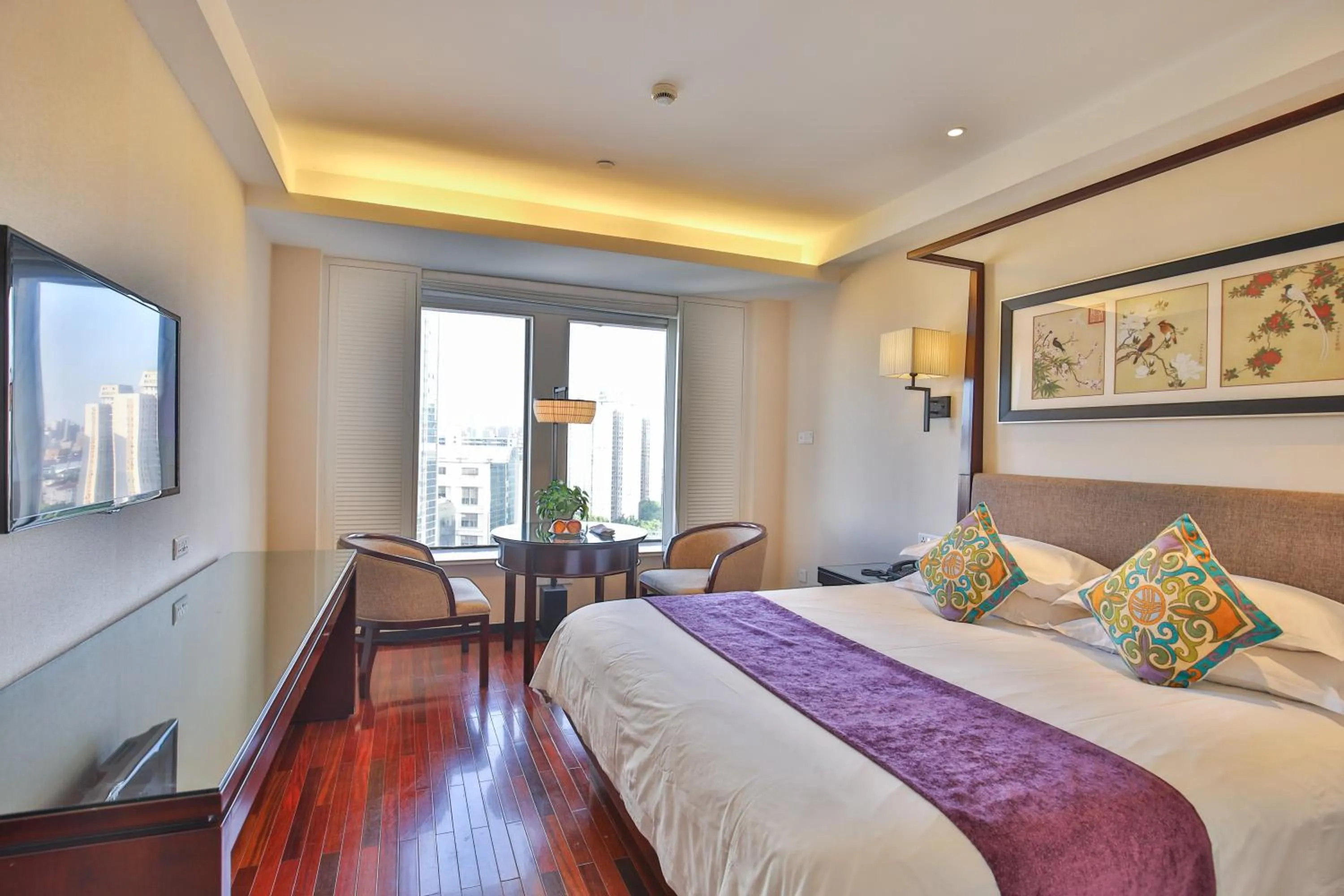 Photo of the whole room, Bed in SSAW Boutique Hotel Shanghai Hongkou