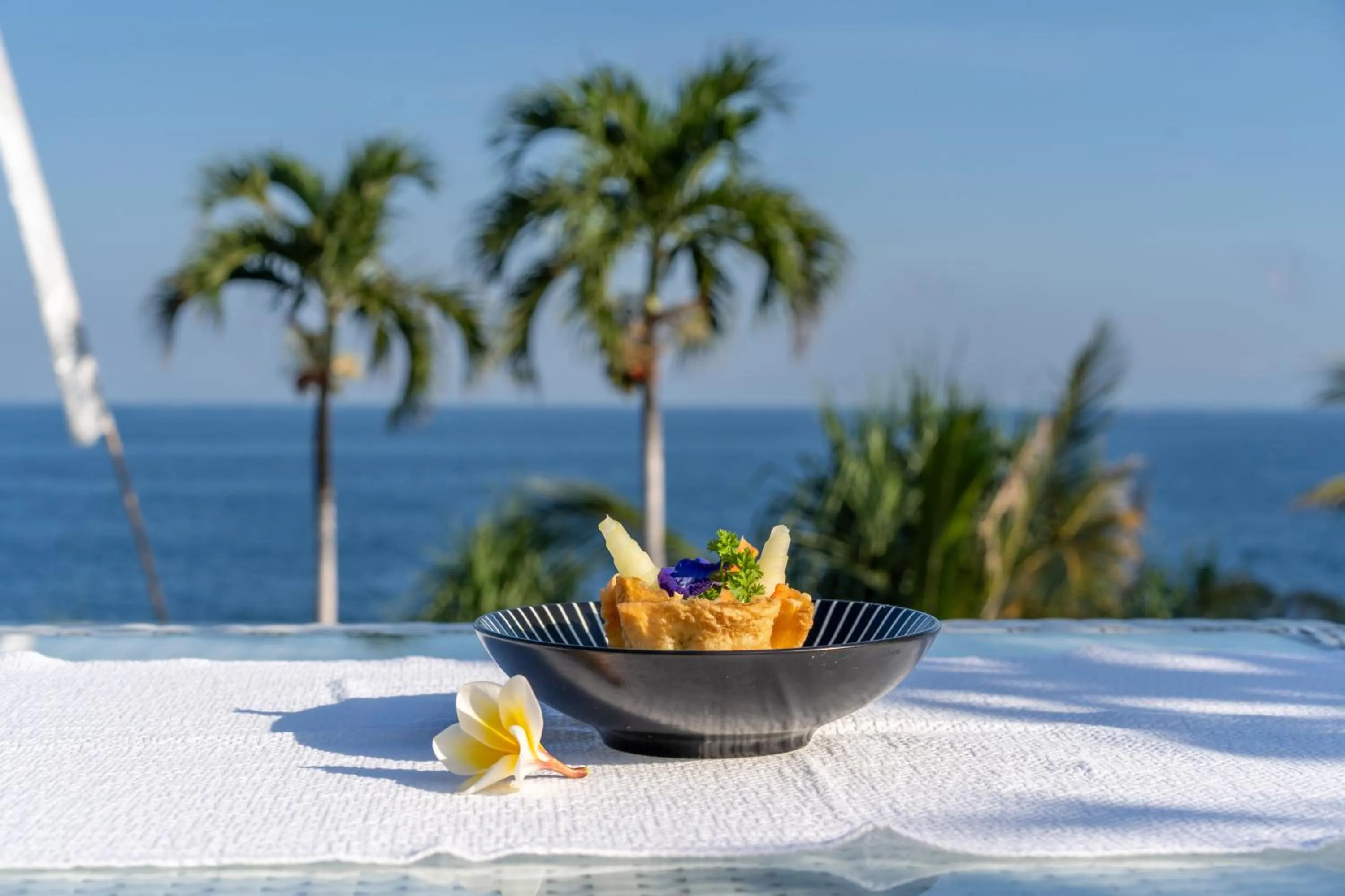 Restaurant/places to eat in Shunyata Villas Bali