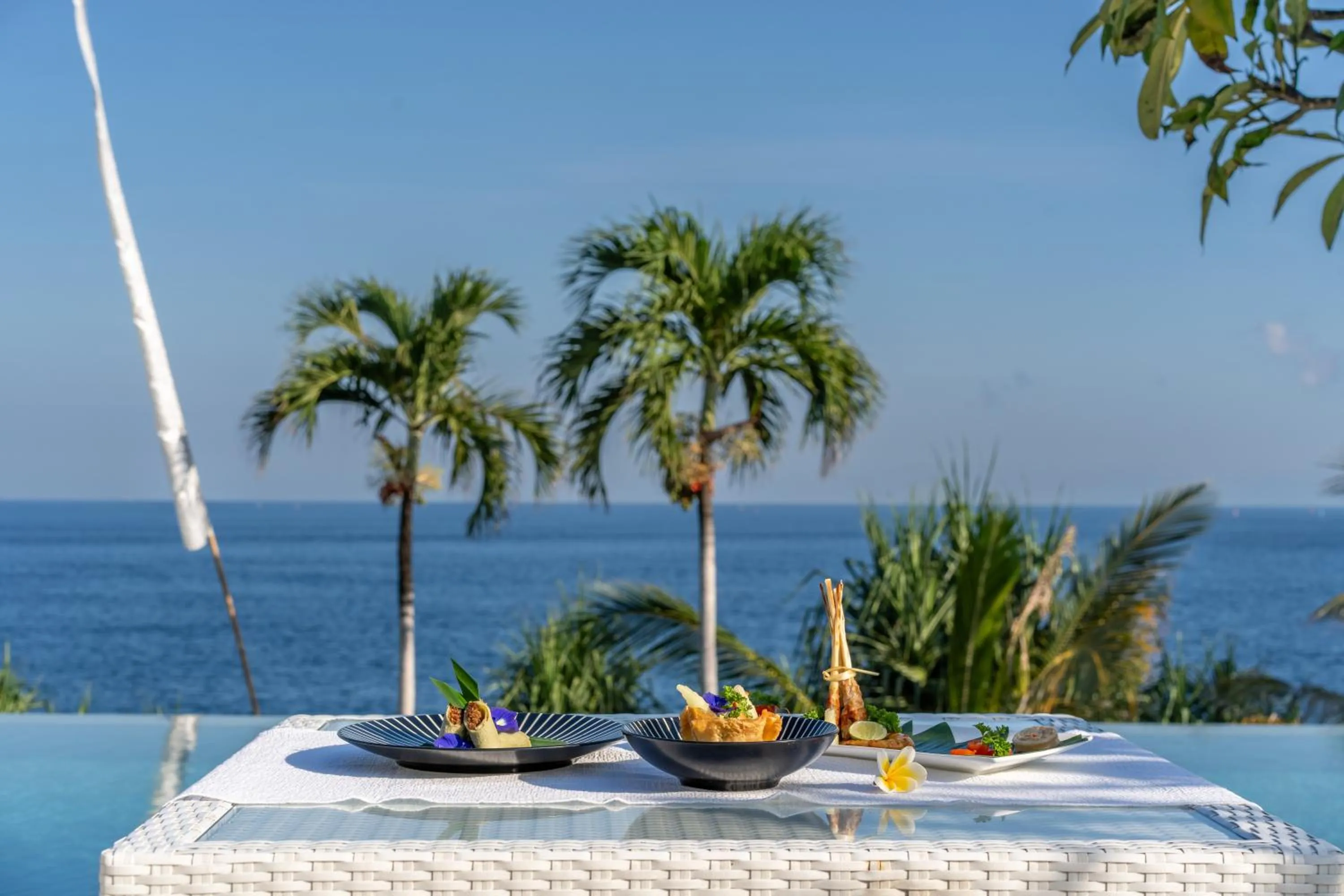 Restaurant/places to eat in Shunyata Villas Bali