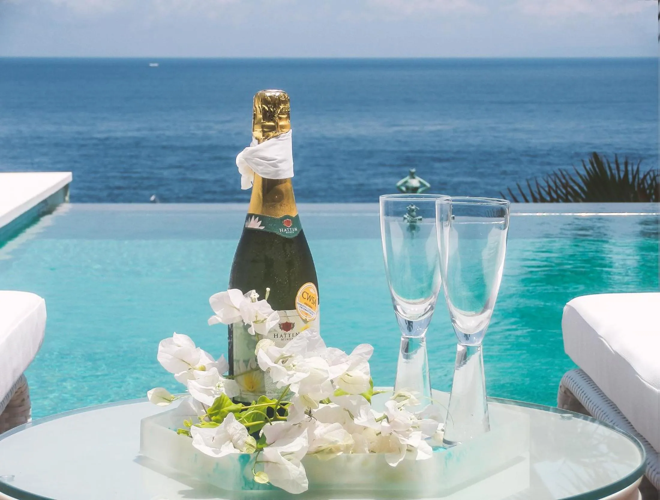 Restaurant/places to eat in Shunyata Villas Bali