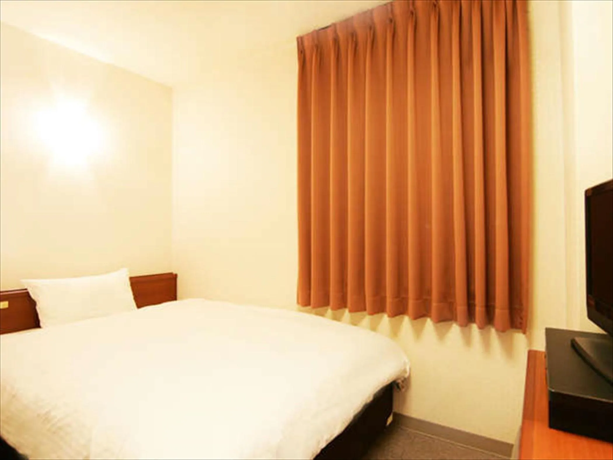 Photo of the whole room, Bed in Kochi Green Hotel Harimayabashi