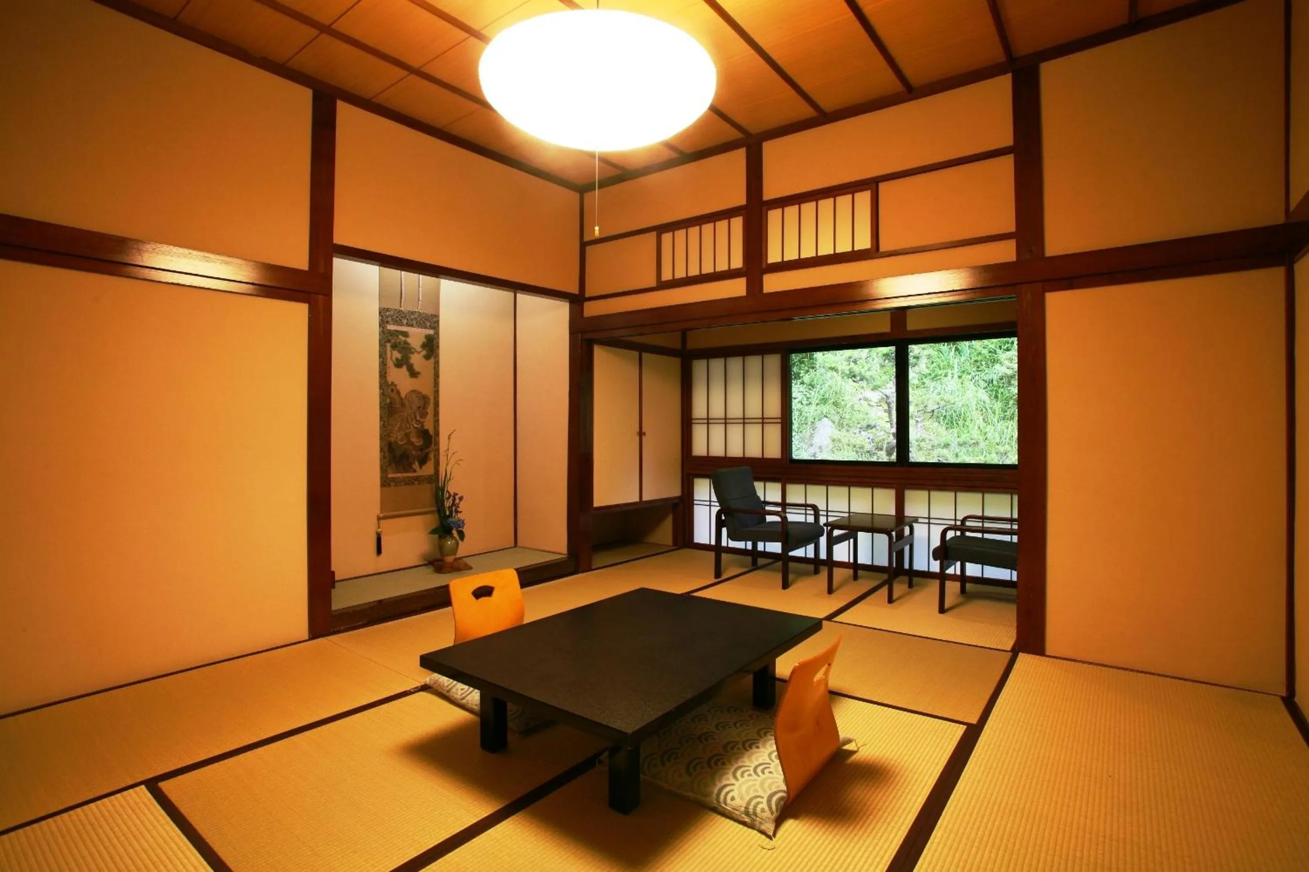 Photo of the whole room in Tabinoyado Kiunsoh