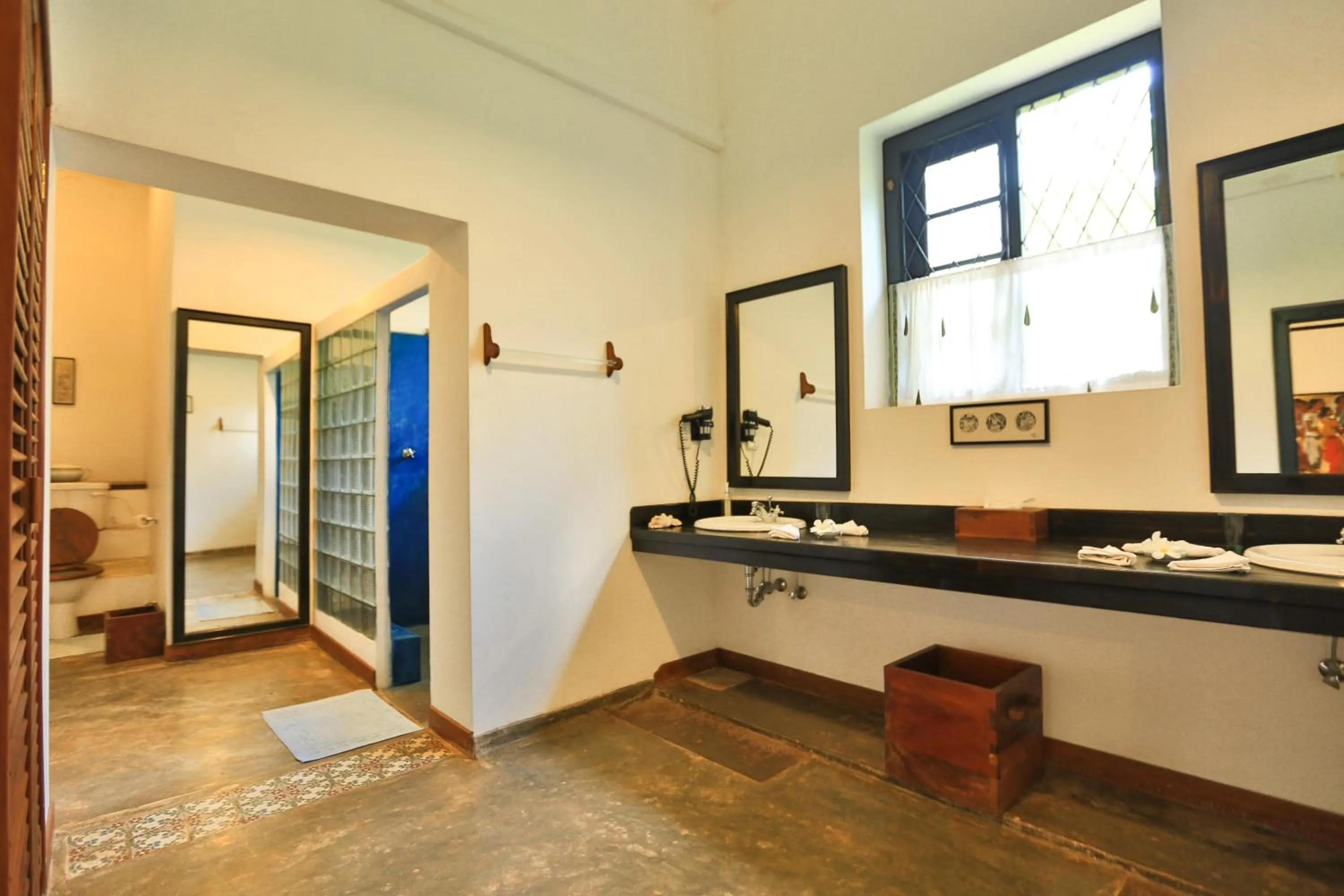 Bathroom in Horathapola Estate