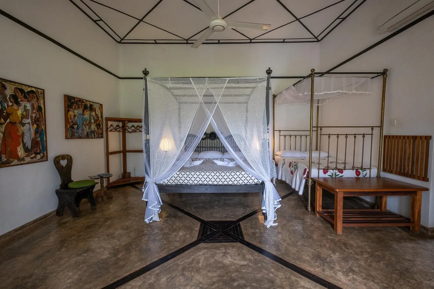 Bed in Horathapola Estate