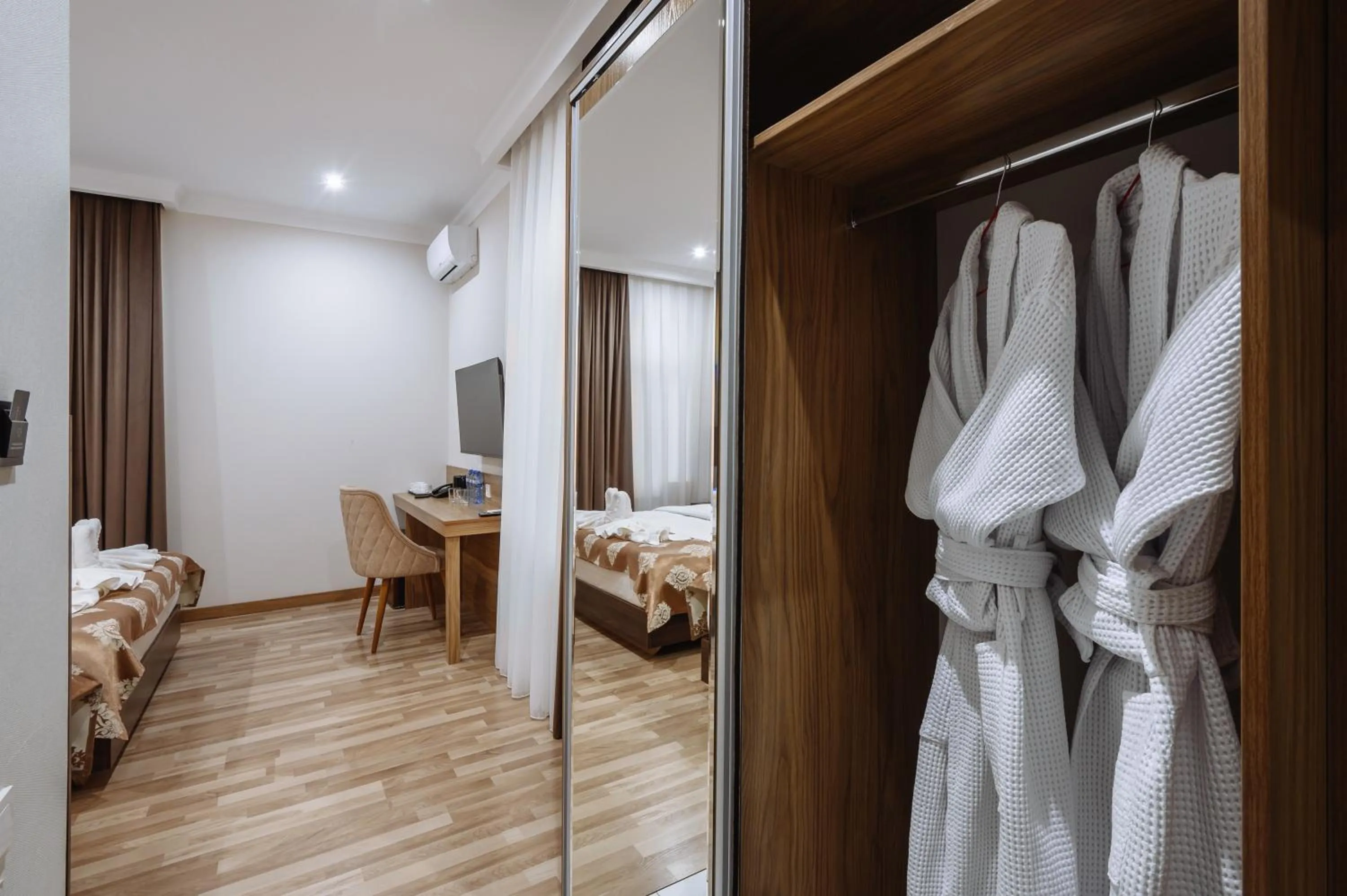 Photo of the whole room, Bed in Sofiya Tashkent Hotel