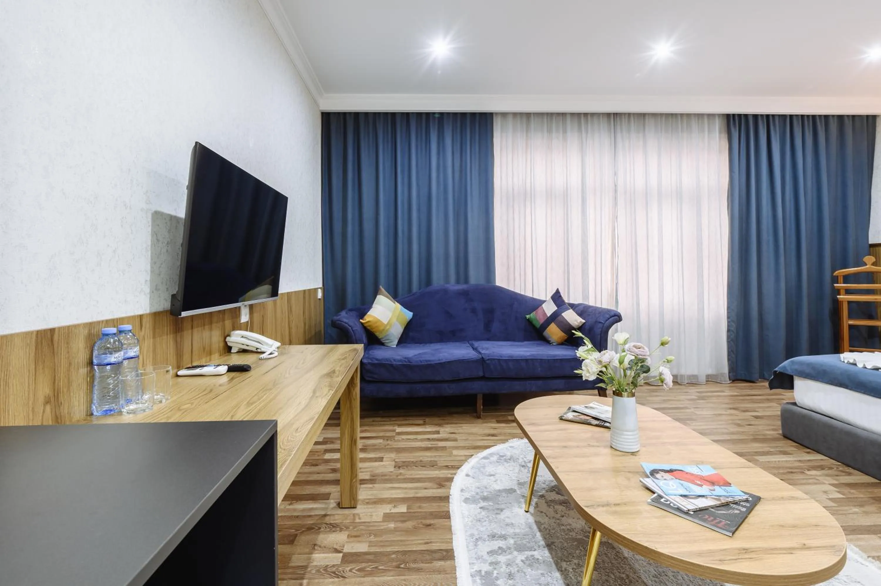 Communal lounge/ TV room in Sofiya Tashkent Hotel