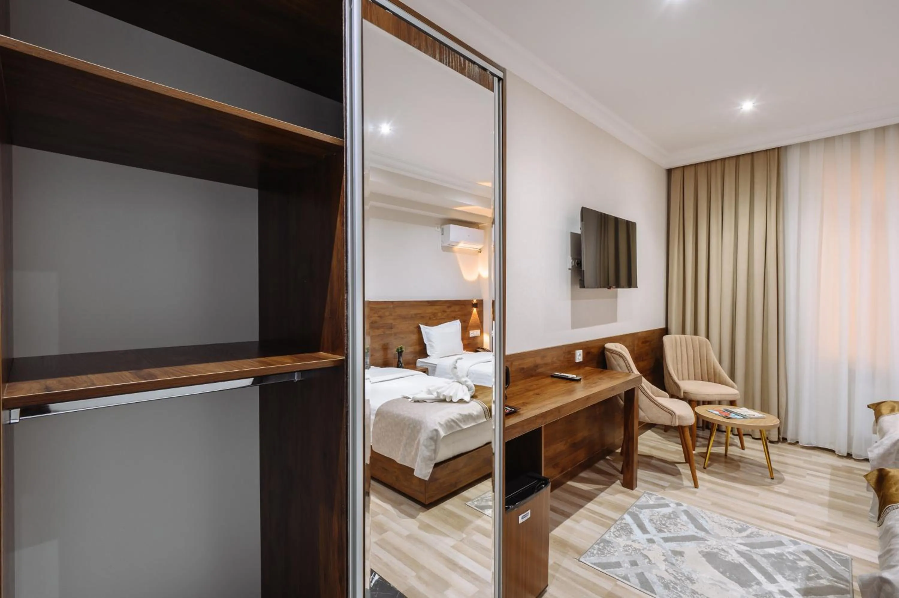 TV and multimedia, Bed in Sofiya Tashkent Hotel