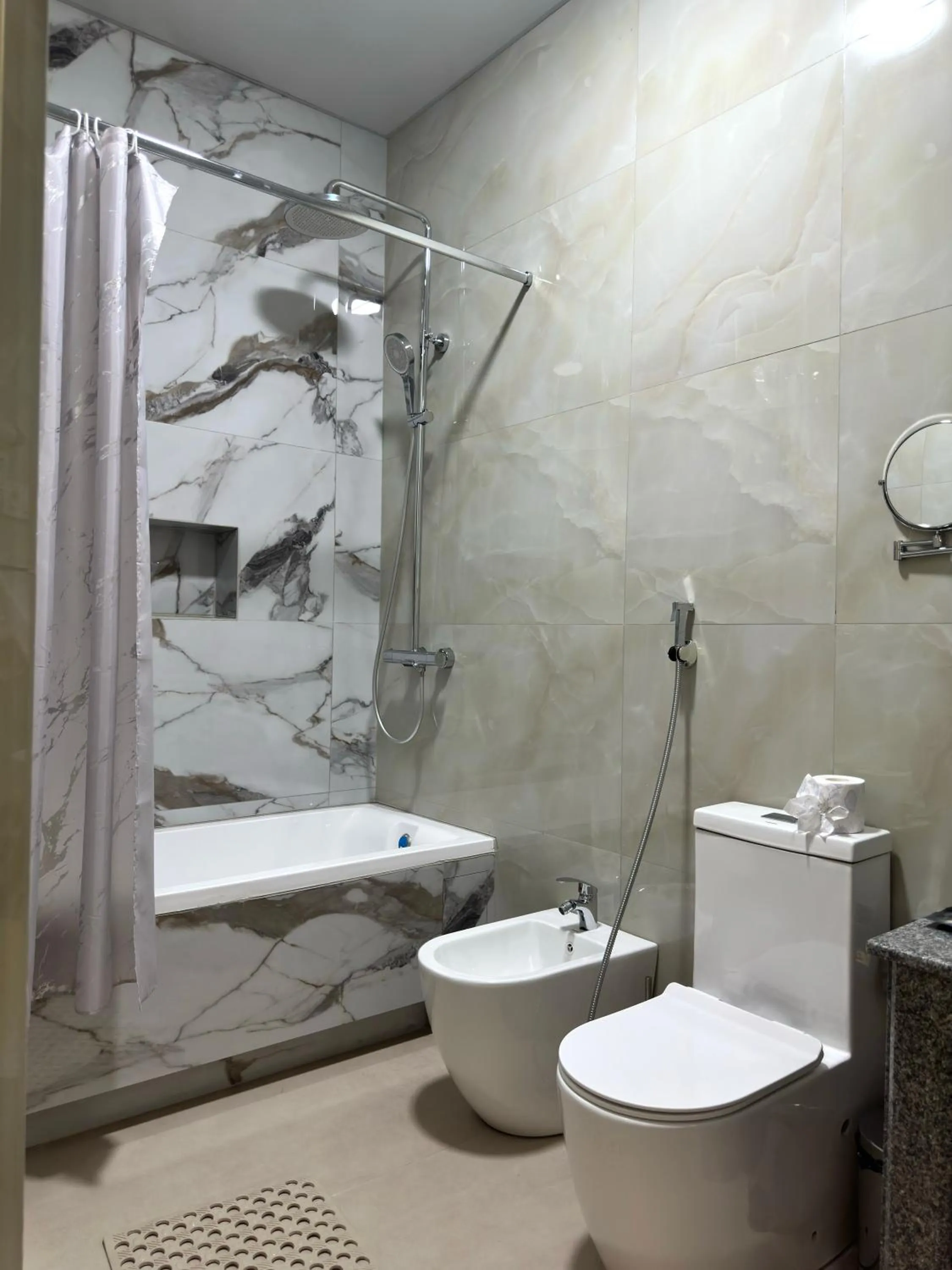Toilet in Sofiya Tashkent Hotel