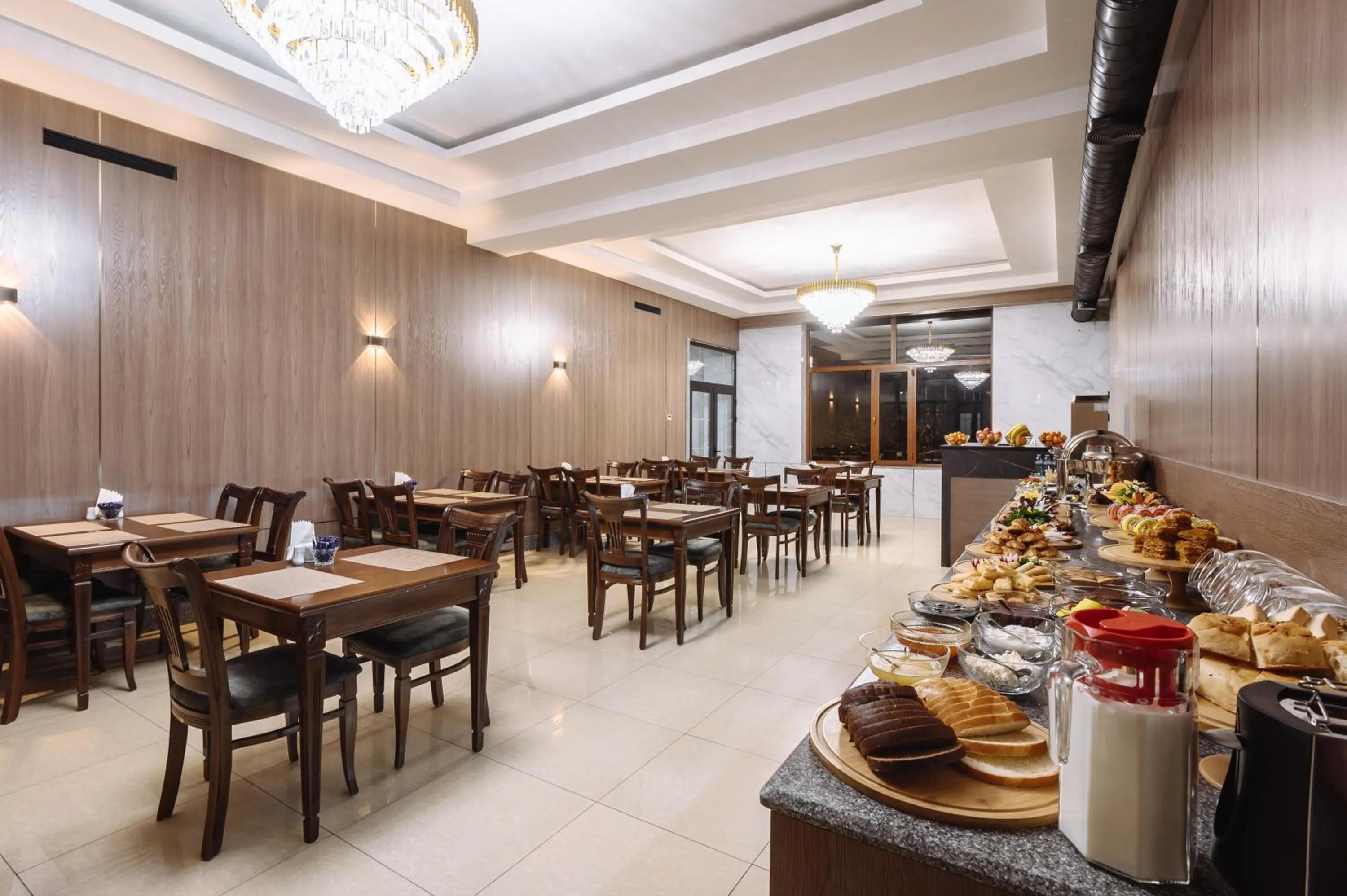 Restaurant/places to eat in Sofiya Tashkent Hotel