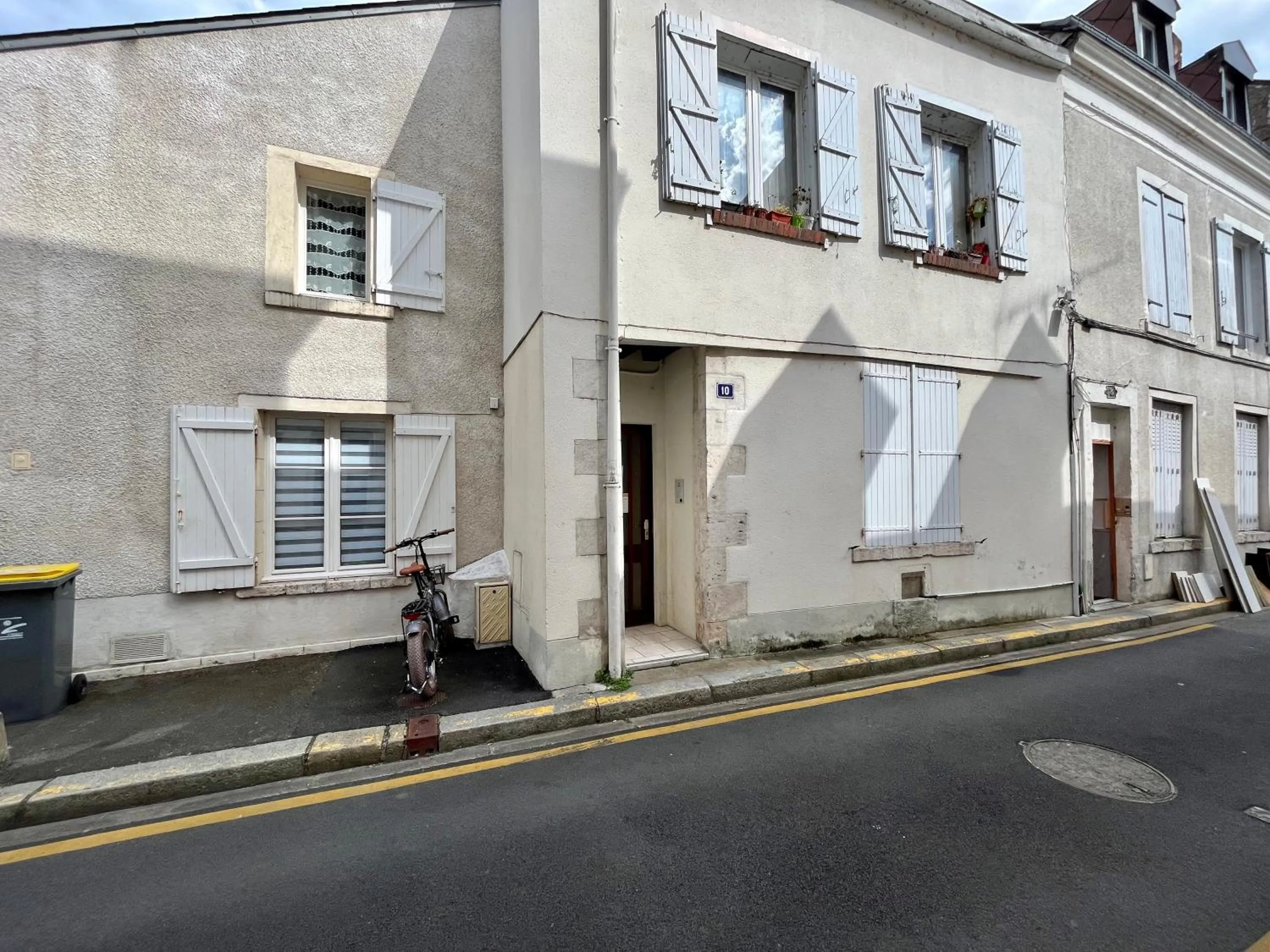 Property building in Le Duplex d'Austin Power