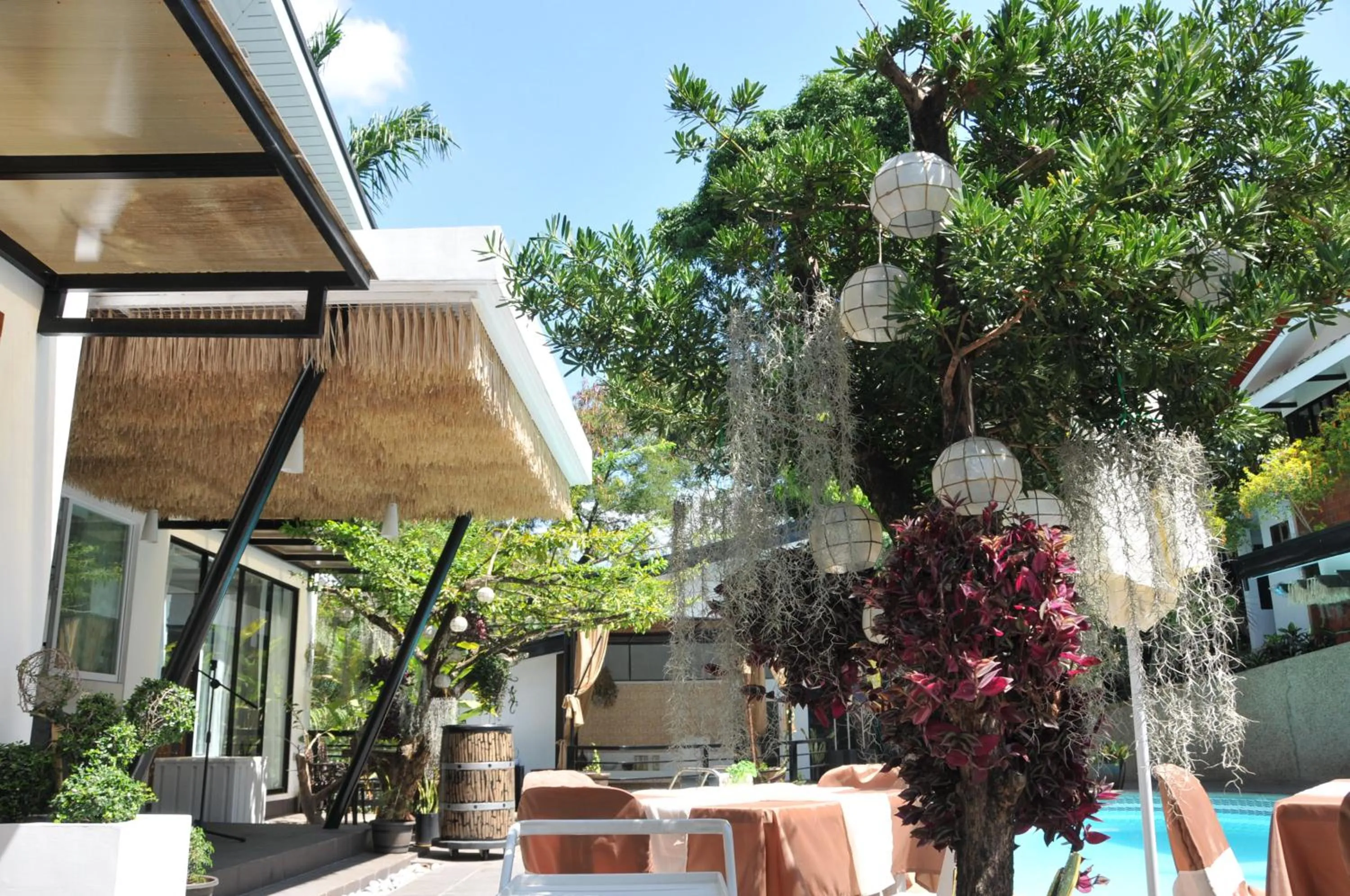 Facade/entrance in Date & Dine Resort